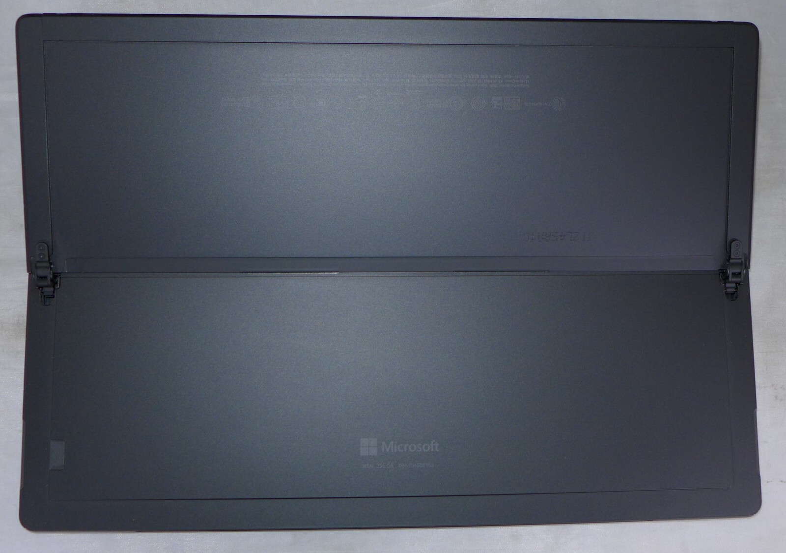 Microsoft Surface Pro 7, 12.3″, Black, 256GB, i7, 16GB- Remote management lock