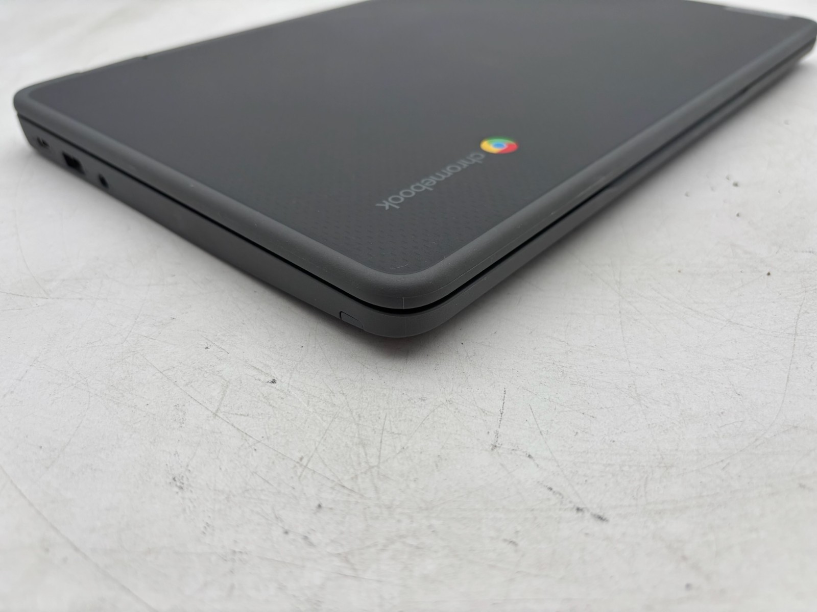 Lenovo 300e Yoga Chromebook Gen 4 11.6″ 32 GB SSD 4 GB RAM MediaTek Kompanio