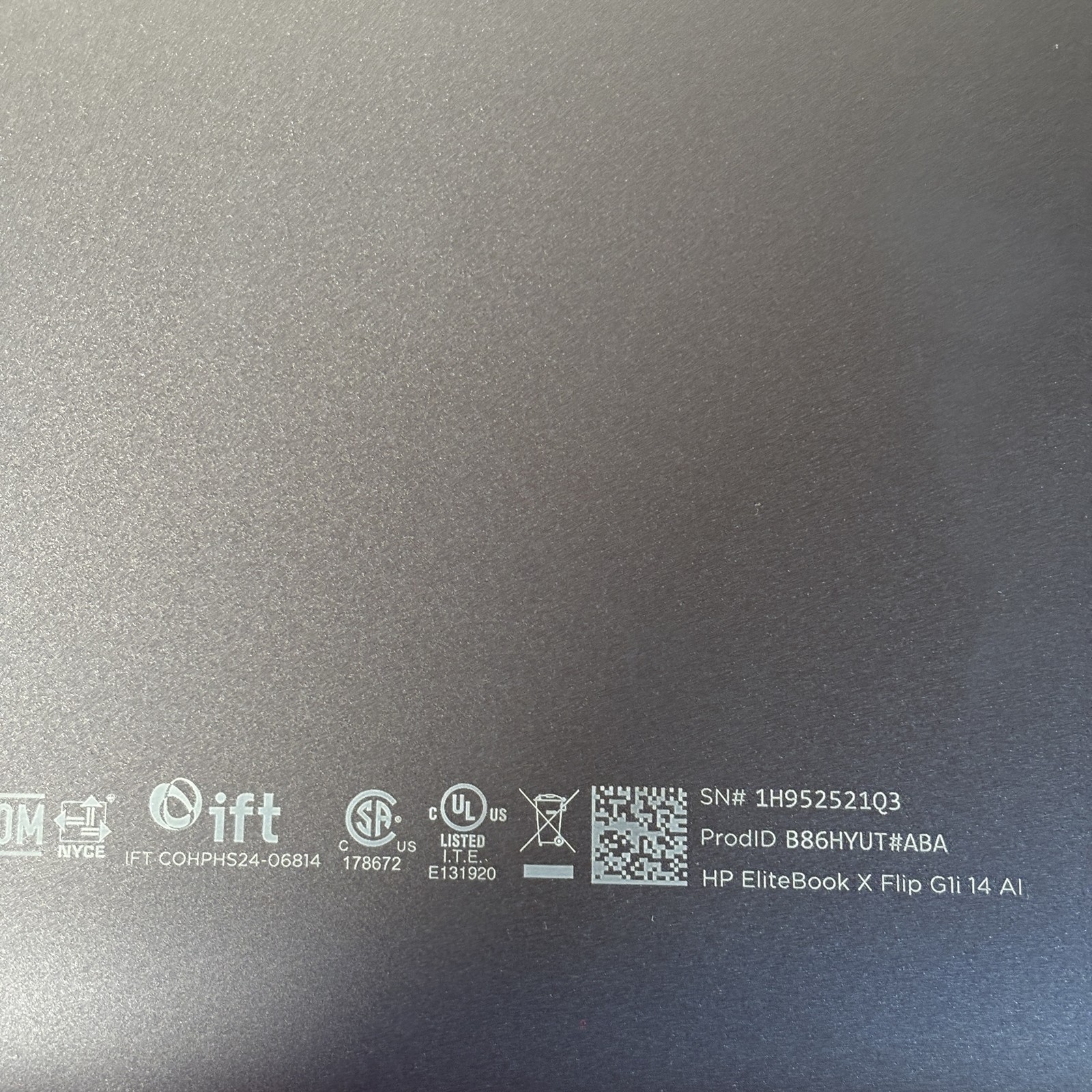 HP EliteBook X Flip G1i 14 AI Intel Ultra 1 256V 2.2GHz 16GB RAM 512GB SSD 14″