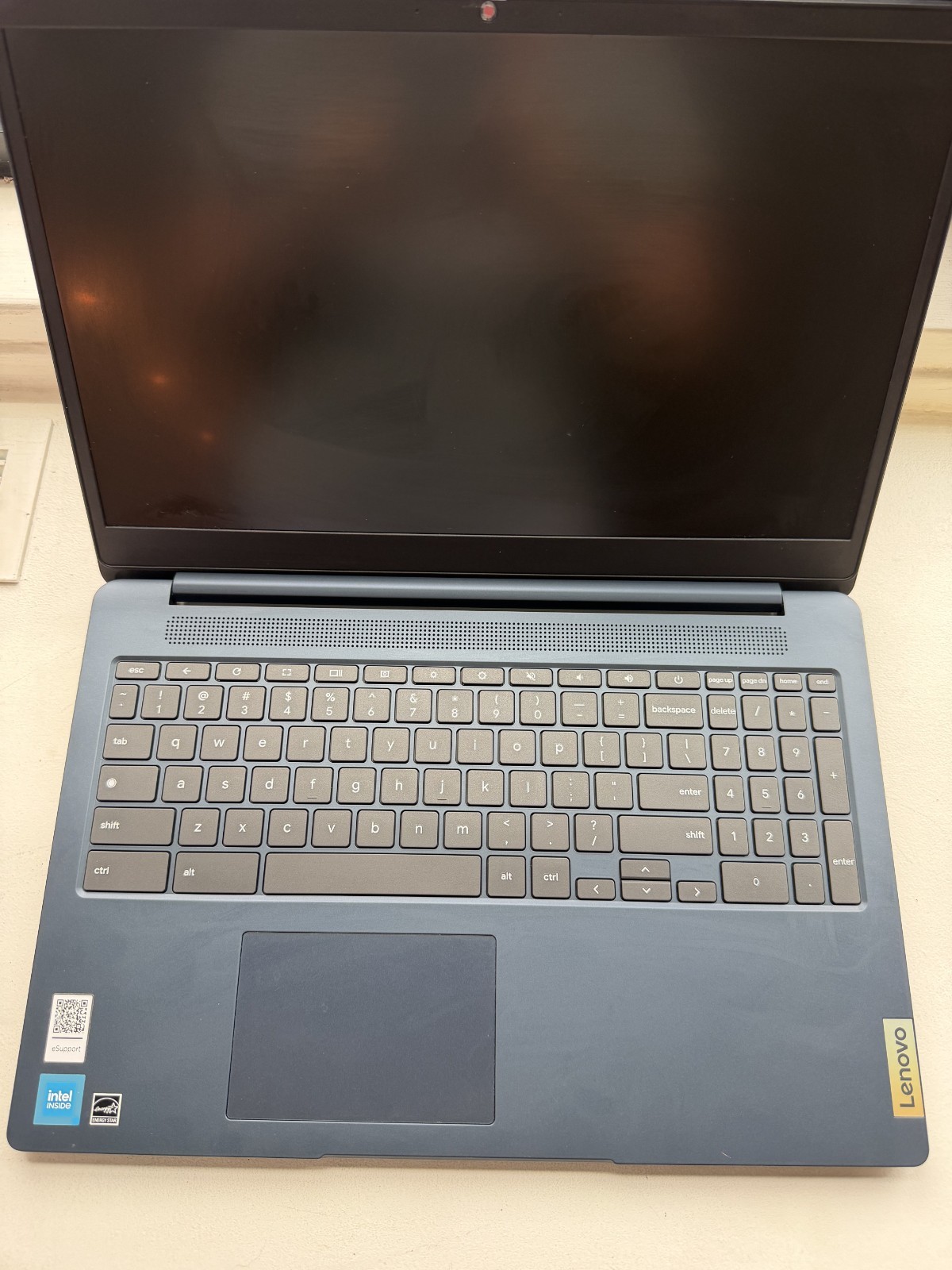 Lenovo IdeaPad 3 Chromebook 15.6″ Celeron N4500 8GB 64GB | Charger Incl