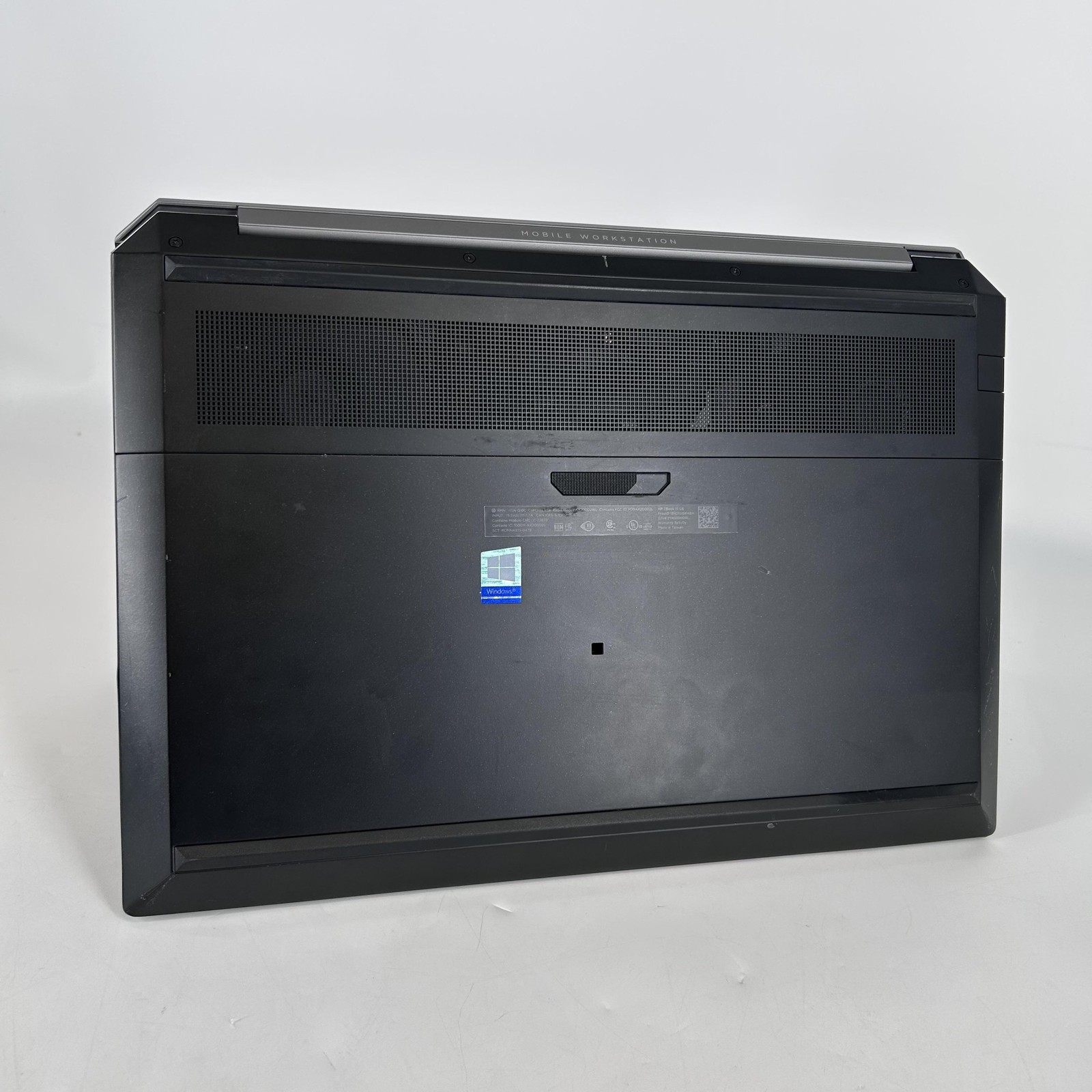 HP ZBook 15 G6 FHD i7-9850H 2.60GHz 32GB 1TB SSD NVIDIA Quadro T1000 Good