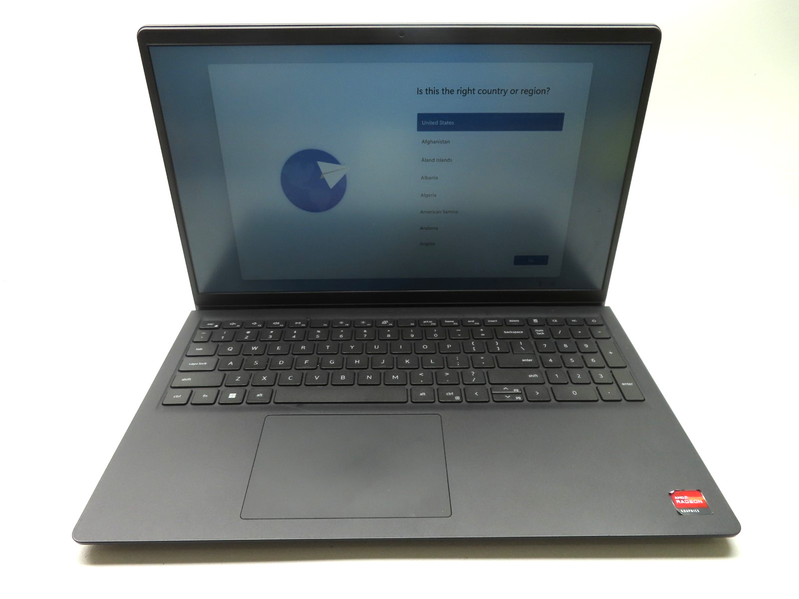 Dell Inspiron 15 3535 15.6″ non-Touch AMD Ryzen 7 7730U 2.0GHz 16GB RAM 1TB SSD