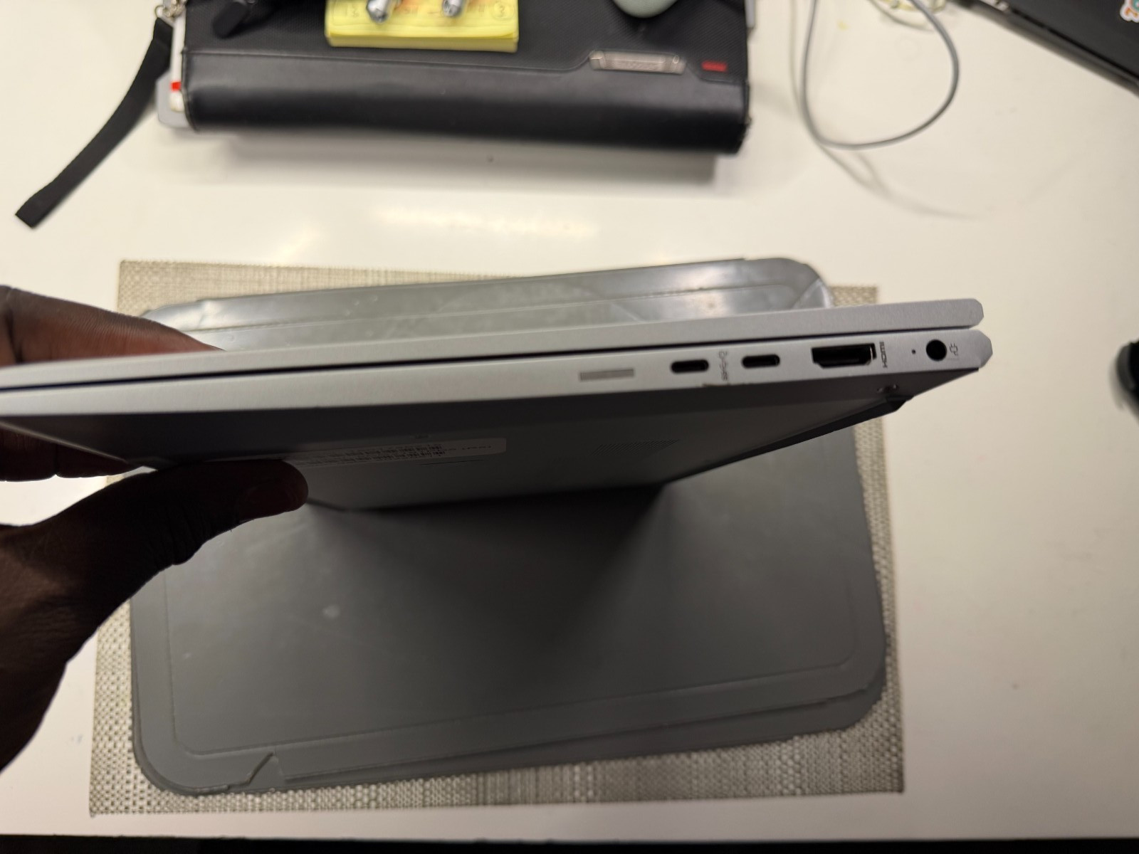 hp elitebook 845 G8 LAPTOP,AMD RYZEN 5 PRO, 16GB RAM 2T M.2