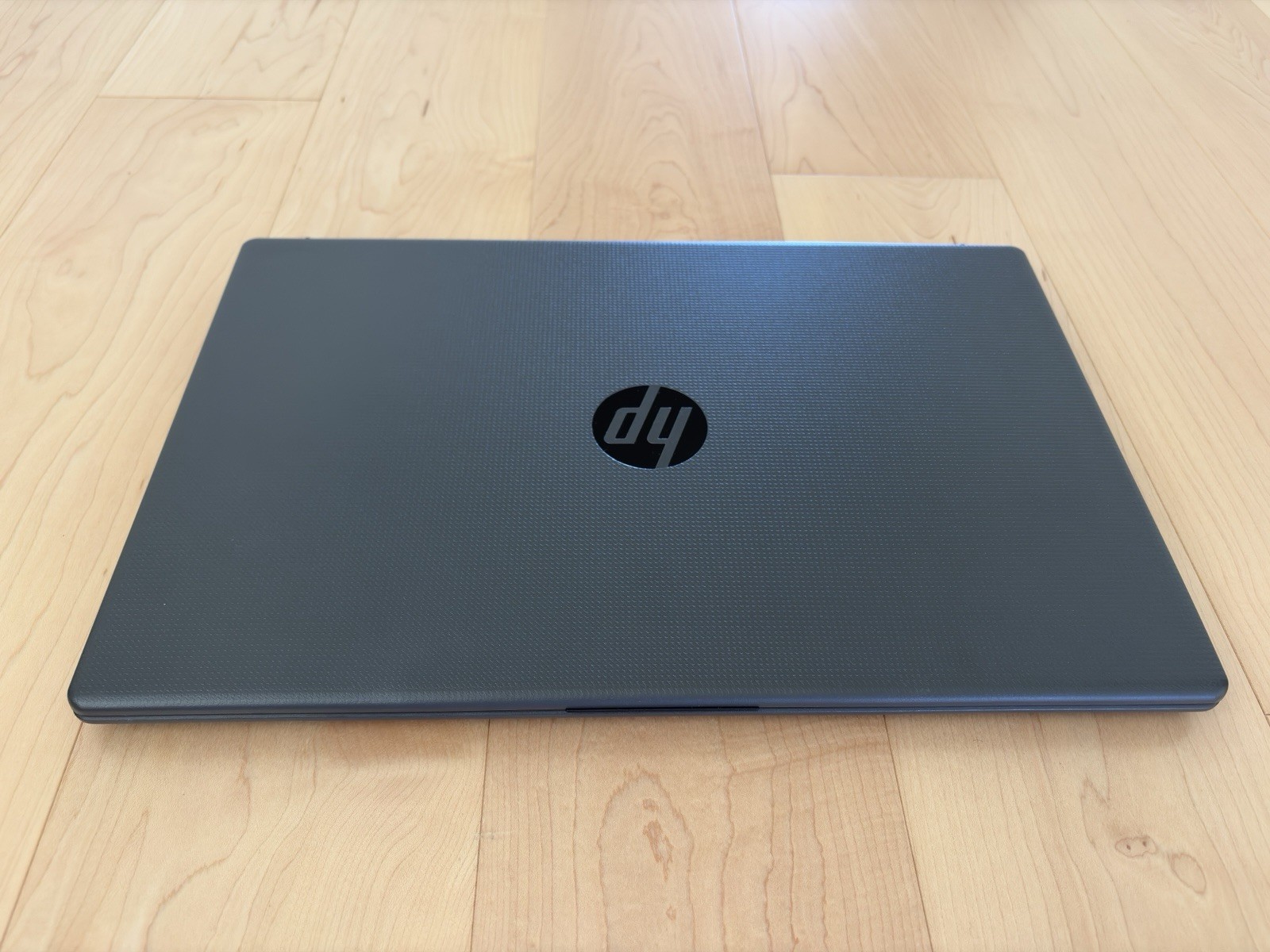 HP 255R G10 15.6” Laptop 8-Core Ryzen 7 7735U – Win 11 Pro – 16GB RAM – 512 GB