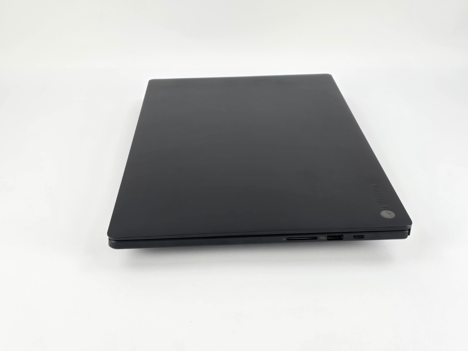 ASUS ProArt P16 16″ 4K OLED Touch Ryzen AI 9 HX 370 32GB 1TB RTX 4060 – USED