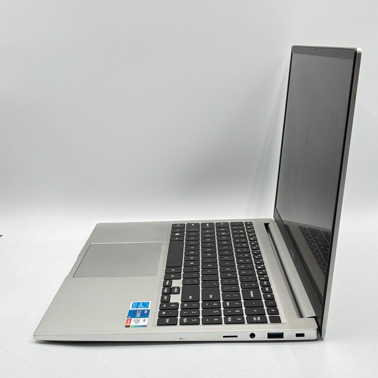Samsung Galaxy Book NP750TDA 15.6in i5 8GB 256GB Silver