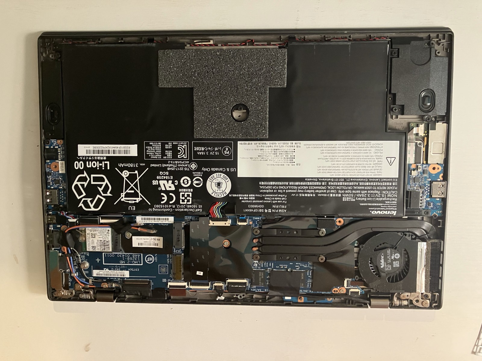 Lenovo ThinkPad X1 Carbon i5-5300U 2.30GHz 8GB NO HDD/OS NO HD PARTS