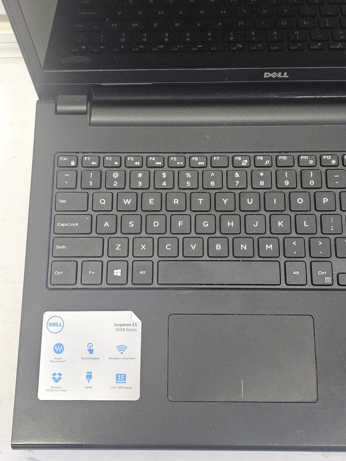 Dell Inspiron 15 Laptop – i3-4030u – 4GB RAM – 250GB SSD – WIN 10 – Read Desc.
