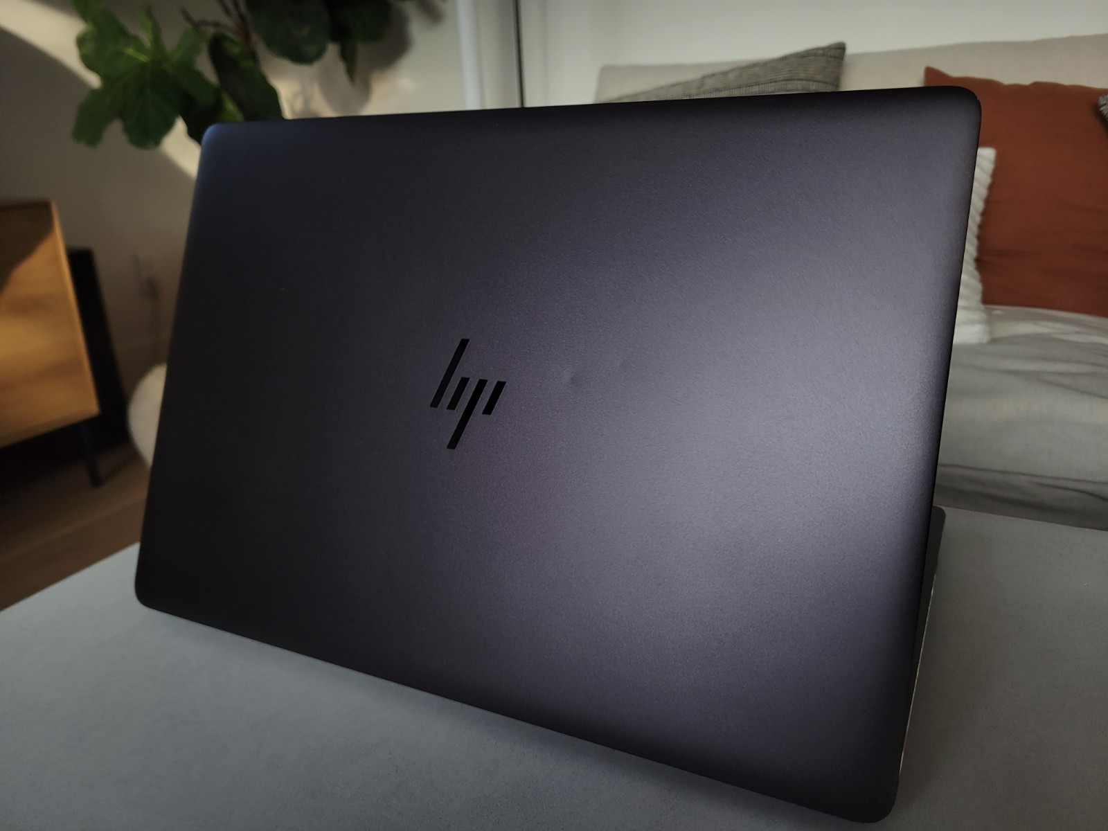 HP ZBook Studio 15 G4 Xeon E3-1535M, 32GB RAM, Quadro M1200, 1TB 990 Pro M2