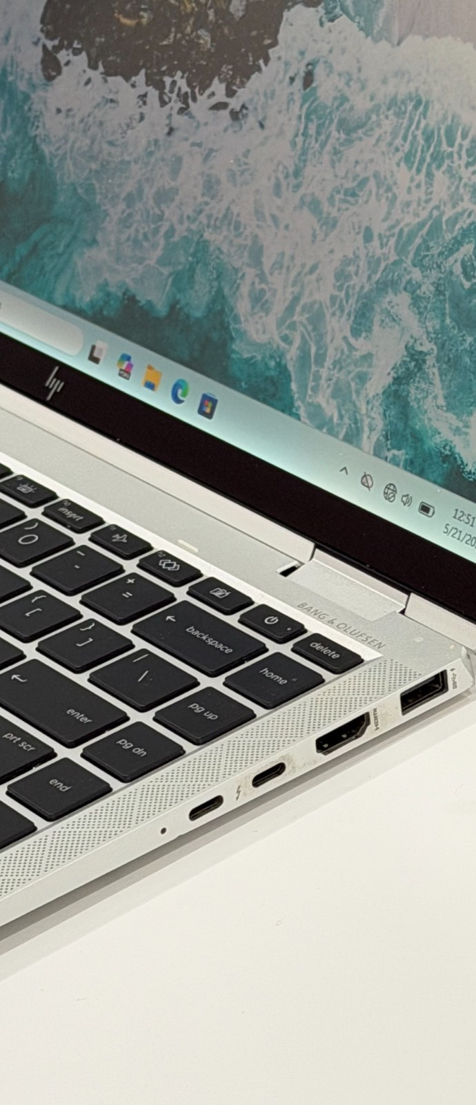 HP EliteBook x360 1040 G8 | 14″ FHD Touch 2IN 1 /i7-1185G7/16GB/512GB/WIN 11 PRO