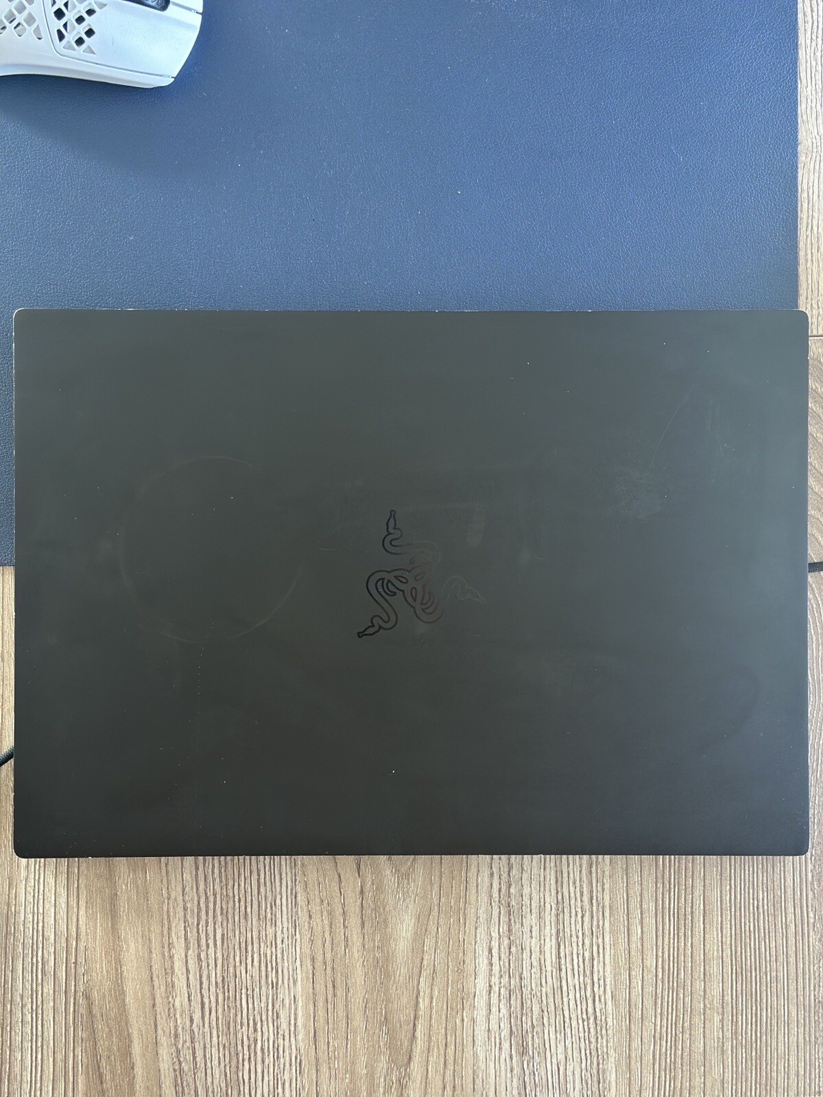 Razer Blade Stealth 13 RZ09-02812E71 i7-8565U 1.8GHz 16GB 256GB SSD NVIDIA MX150