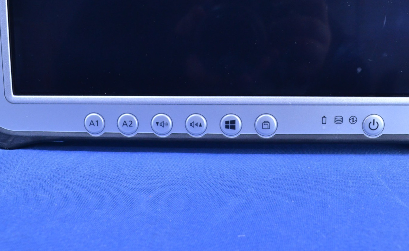 Panasonic FZ-G1 Toughpad i5-6300U/ 8GB/ 250GB/ No OS (J061102)