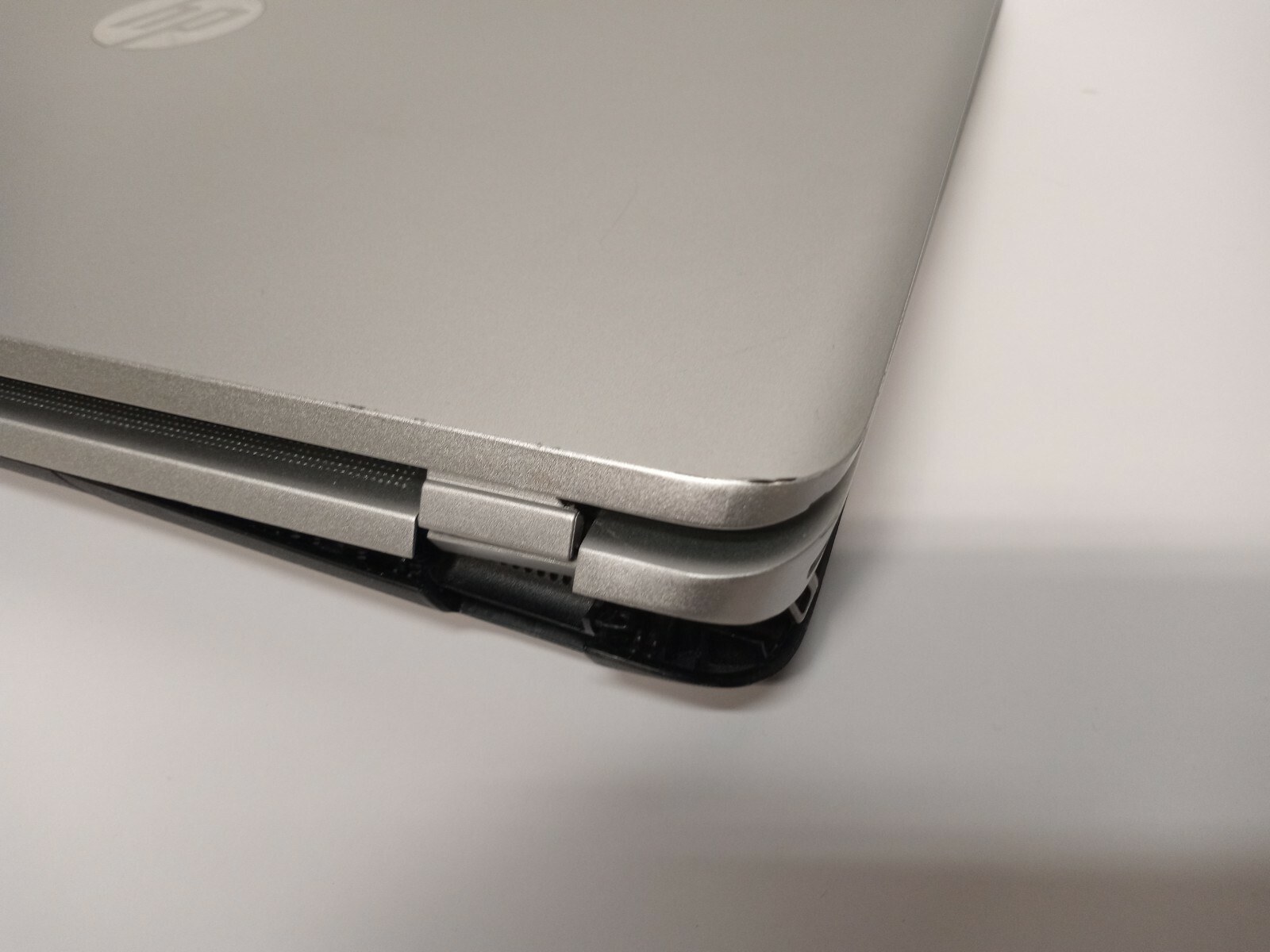 HP Envy 15 Intel Core i5-3230M 2.6GHz 2GB RAM NO HARD/OS *BIOS* *FOR PART AS IS*