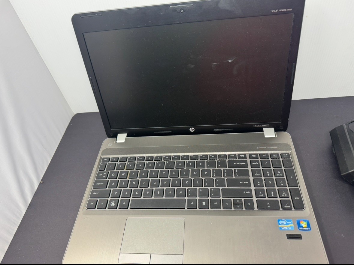 HP ProBook 4530s Core i3-2350M 2.30GHz 4GB RAM 15.6″ No Battery No HDD No OS