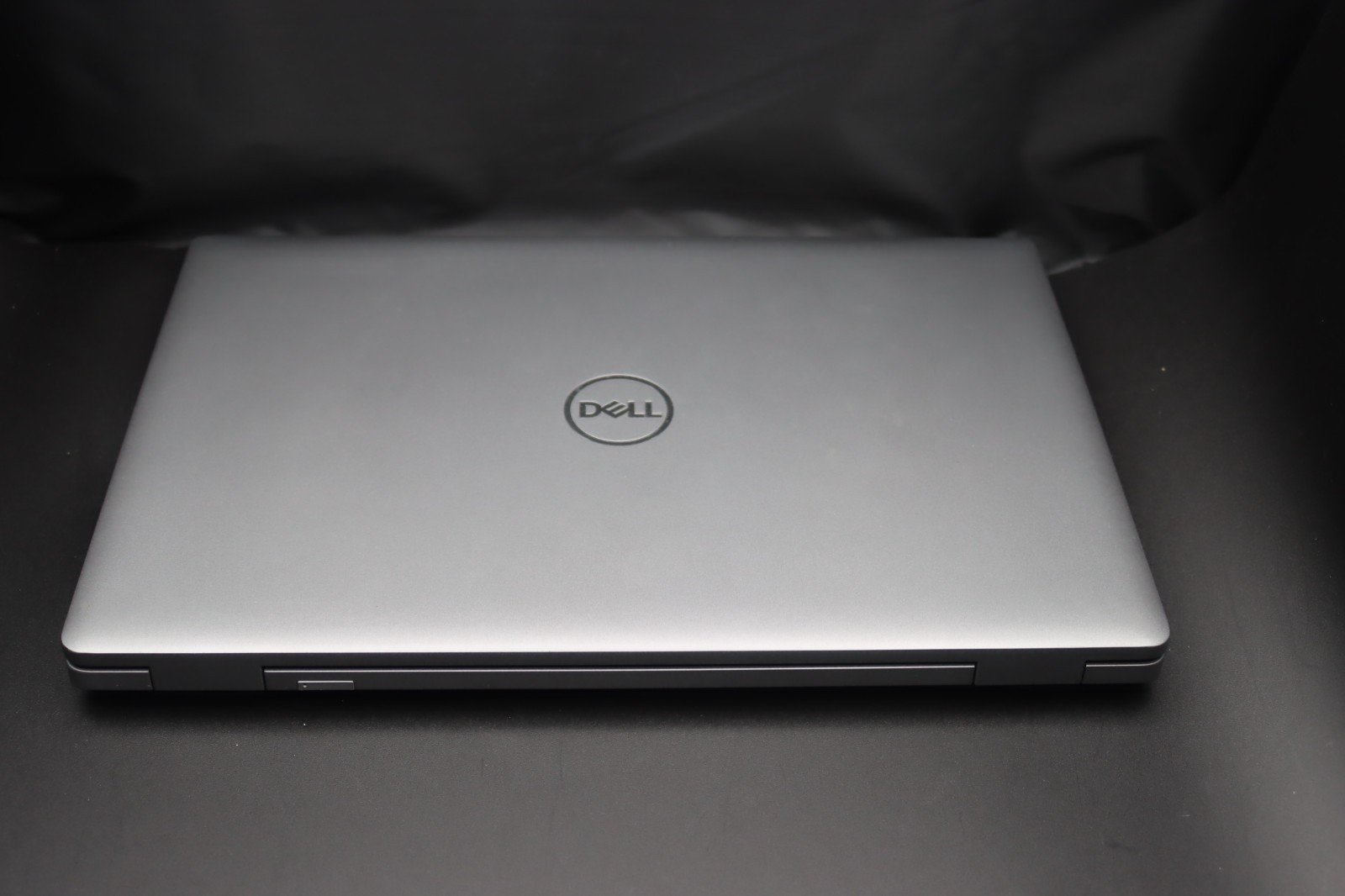 Dell Precision 3561 15.6″ (500GB SSD, Intel Core i7-11800H, 16GB RAM) NVIDIA