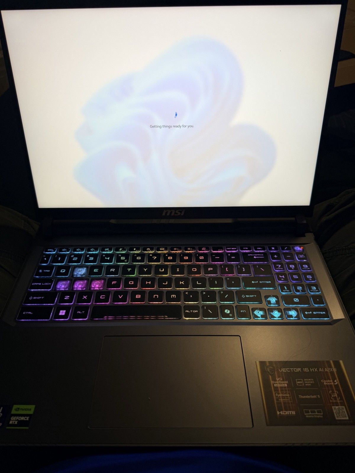 MSI Vector 16 HX AI A2XW Core Ultra 9 32GB 1TB SSD RTX 5070 Win11