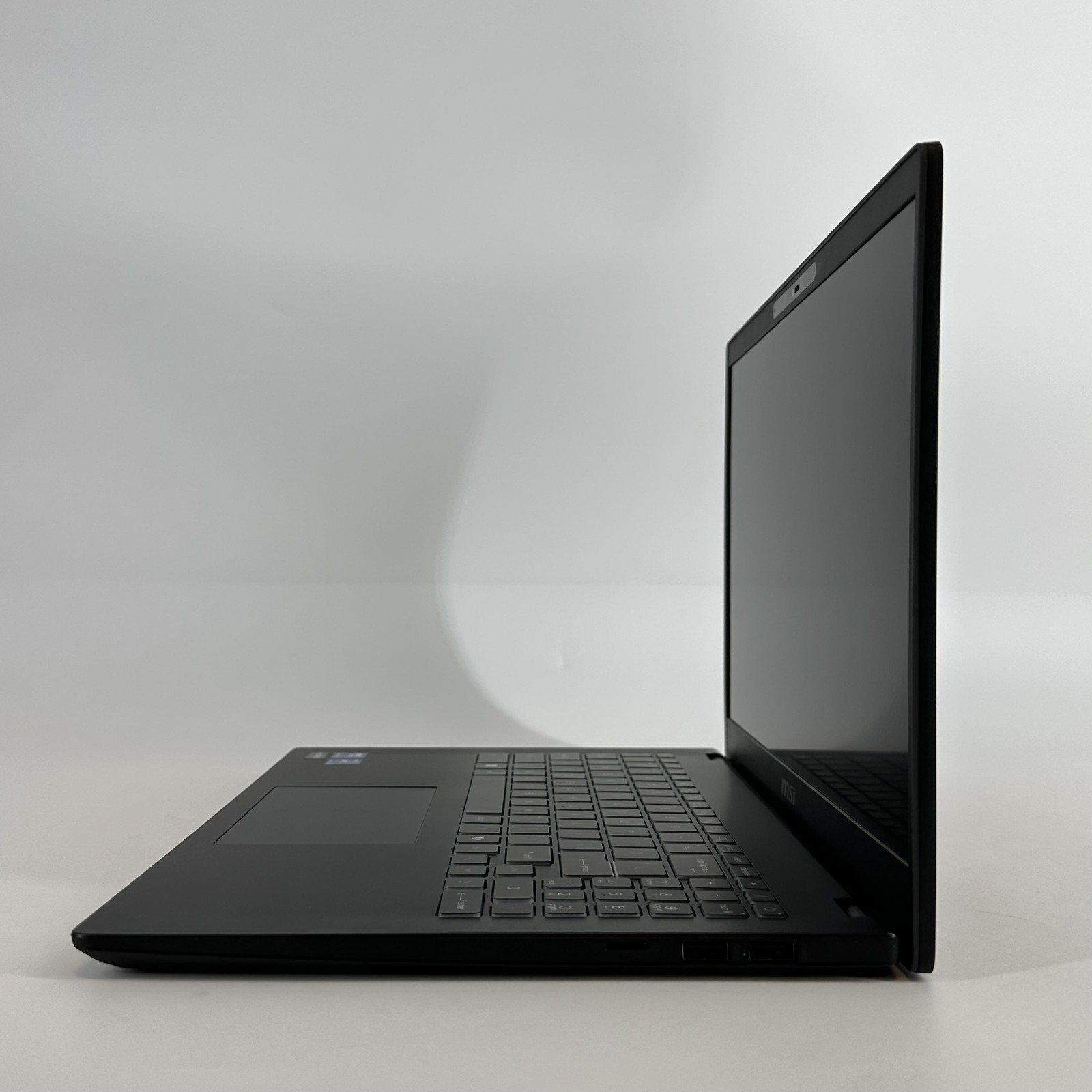 MSI Modern 15 H AI 15 Black FHD 3.6 GHz Ultra 5 125H 16GB RAM 1TB SSD Very Good