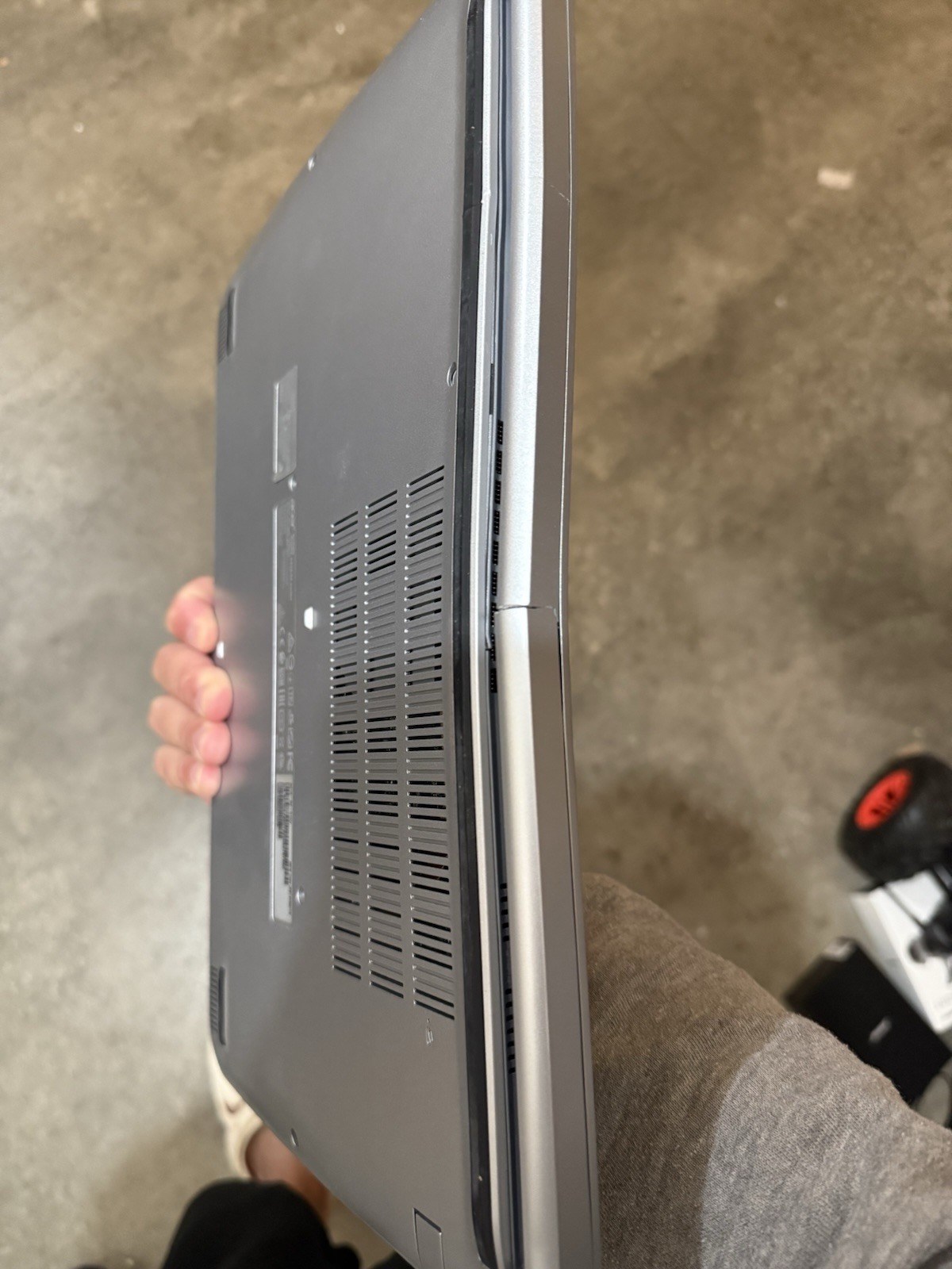 Damage Acer Aspire 5 A515-54-51DJ 15.6″ Laptop/i5-8265U/8GB/256GB SSD/W10H