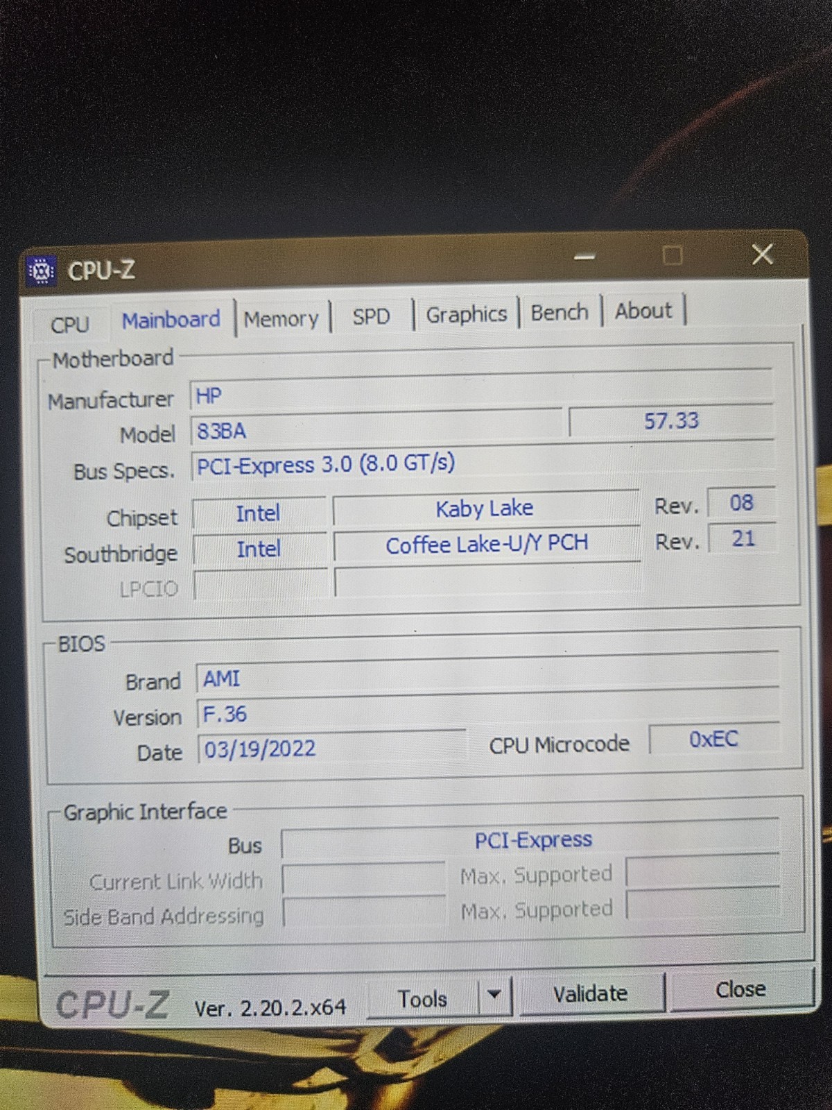 HP Spectre x360 2-in-1 15-CH011DX 15.6″ 4K UHD Touch i7-8550U 16GB Windows 11