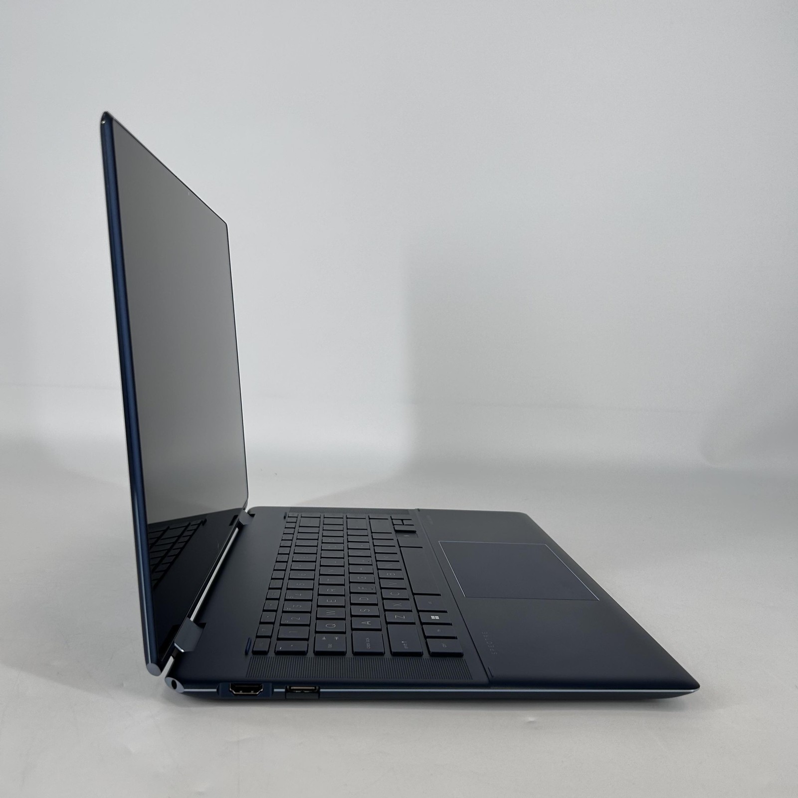 HP Spectre 16 x360 FHD+ TOUCH 2.3 GHz i7-12700H 16GB 512GB SSD Excellent