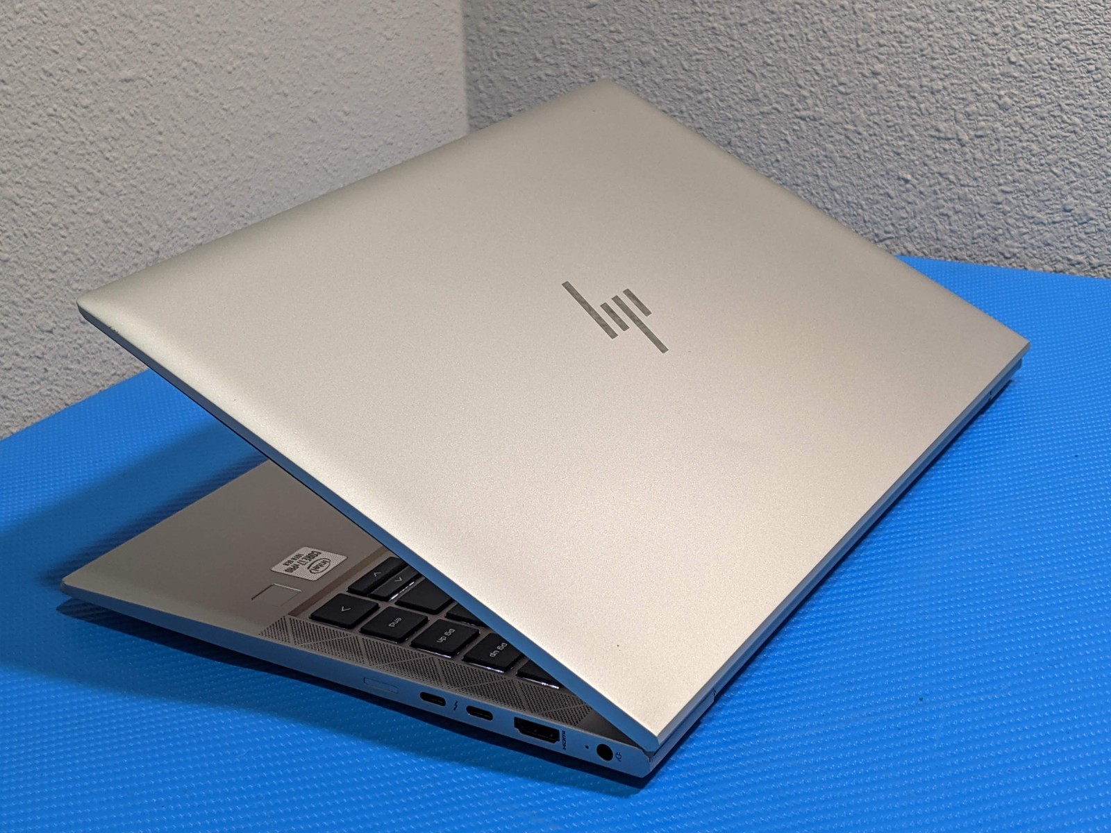 HP EliteBook 840 G7 14″FHD Core i7-10610U vPRO 1.8GHz 8GB 256GB SSD W11P +PowrAd