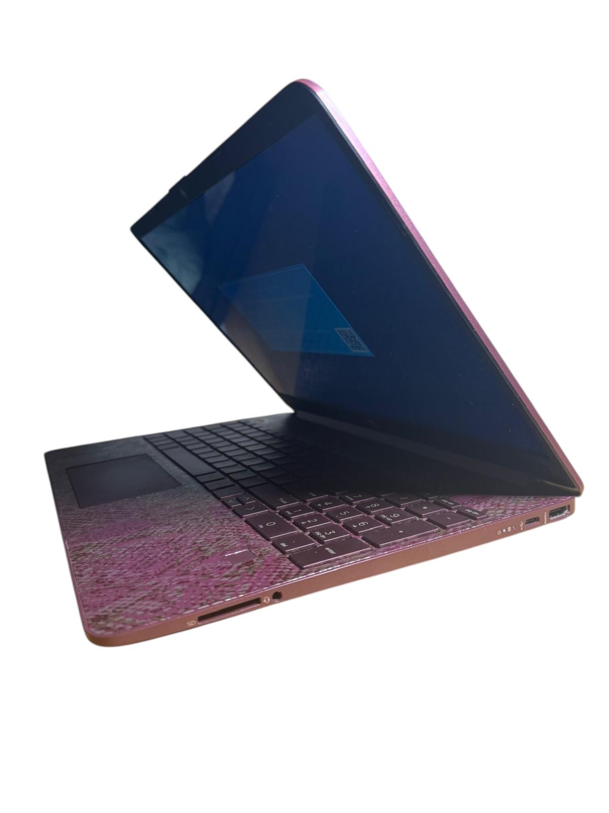 HP Laptop 15-ef2007ds AMD Ryzen 3 5300U 8GB RAM NO SSD NO AC Adapter