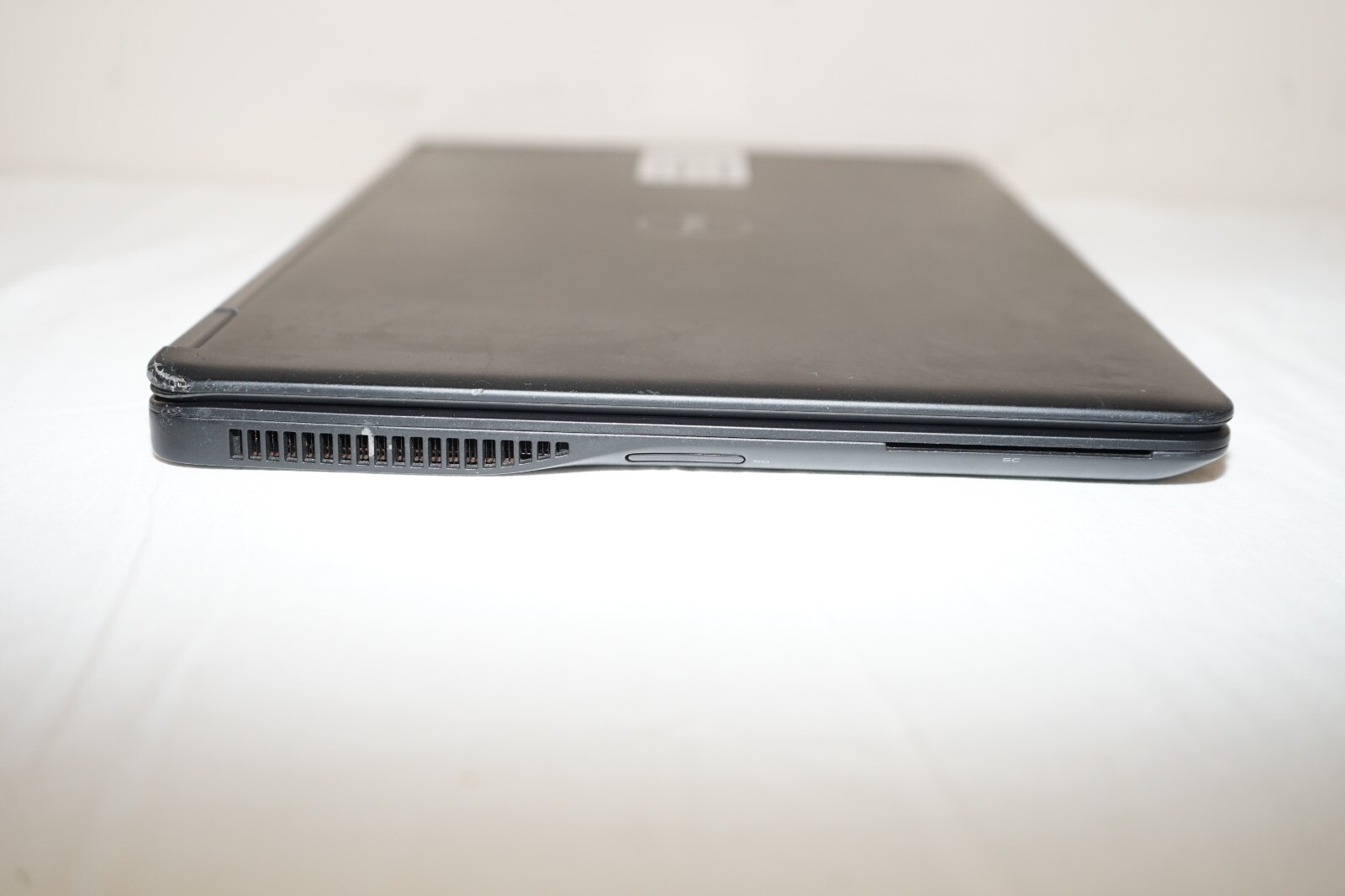^ Dell Latitude E7450 14″ Intel i7-5600U @ 2.60GHz 4GB Ram No HD #C1671