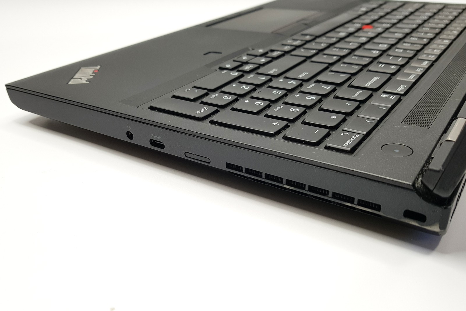 Lenovo Thinkpad P53 15.6″ FHD i7-9850H 16GB RAM 256GB SSD T1000 W11 Pro