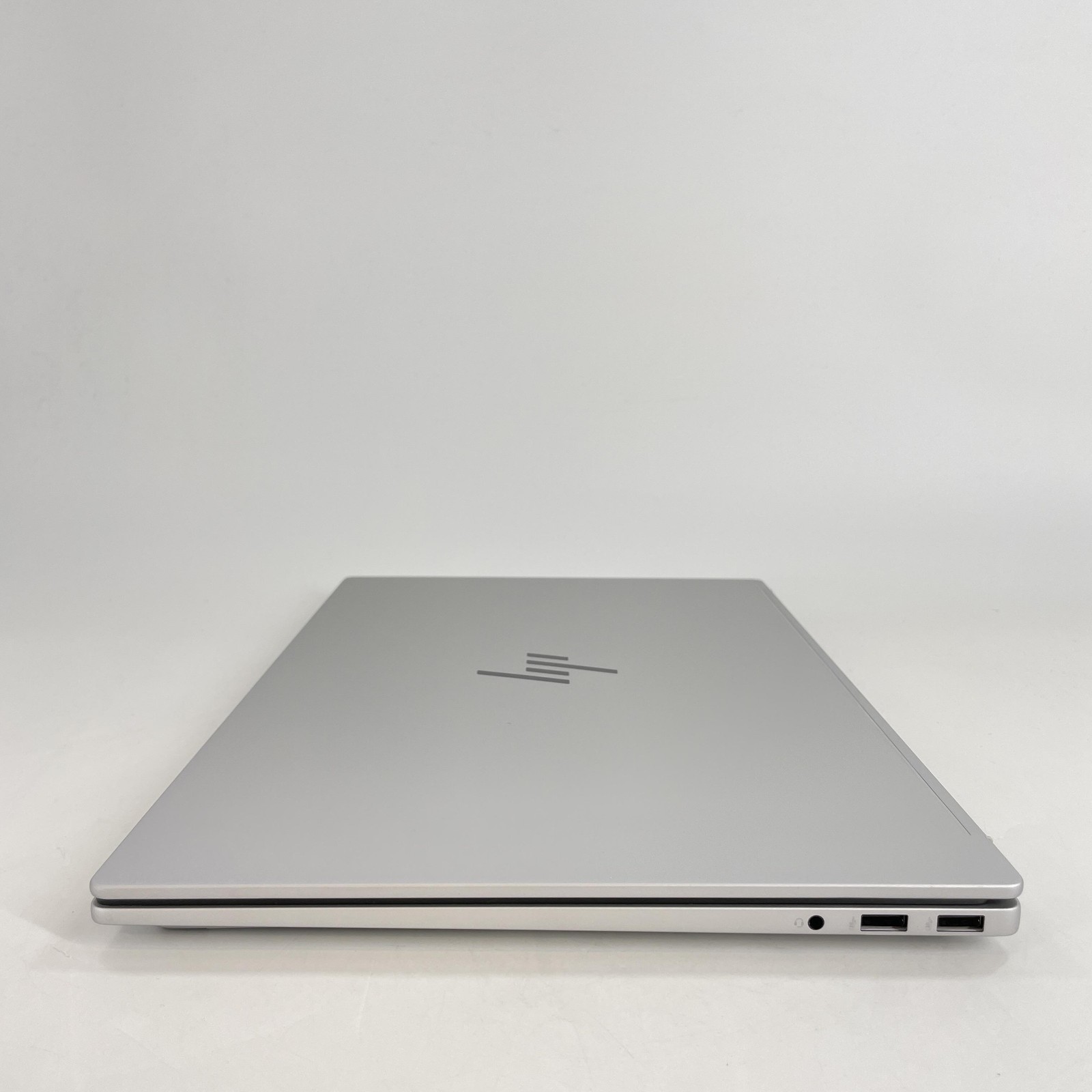 HP OmniBook 7 AI PC 17.3 FHD TOUCH 2.1 GHz Ultra 5 226V 16GB 512GB – SMOKE ODOR