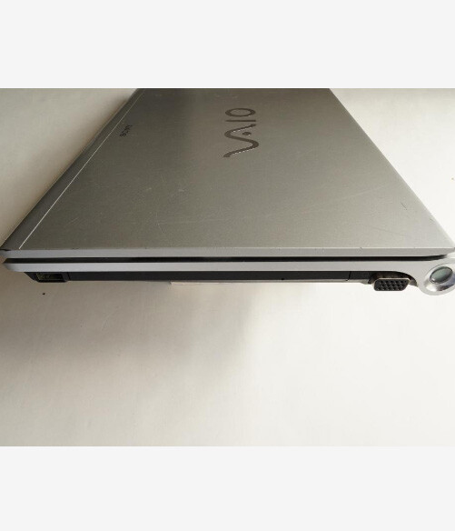 SONY VAIO Z VPCZ13ADZ Core i5-560M/4GB（2GB×2）/Win 10 Pro/GeForce GT 330M