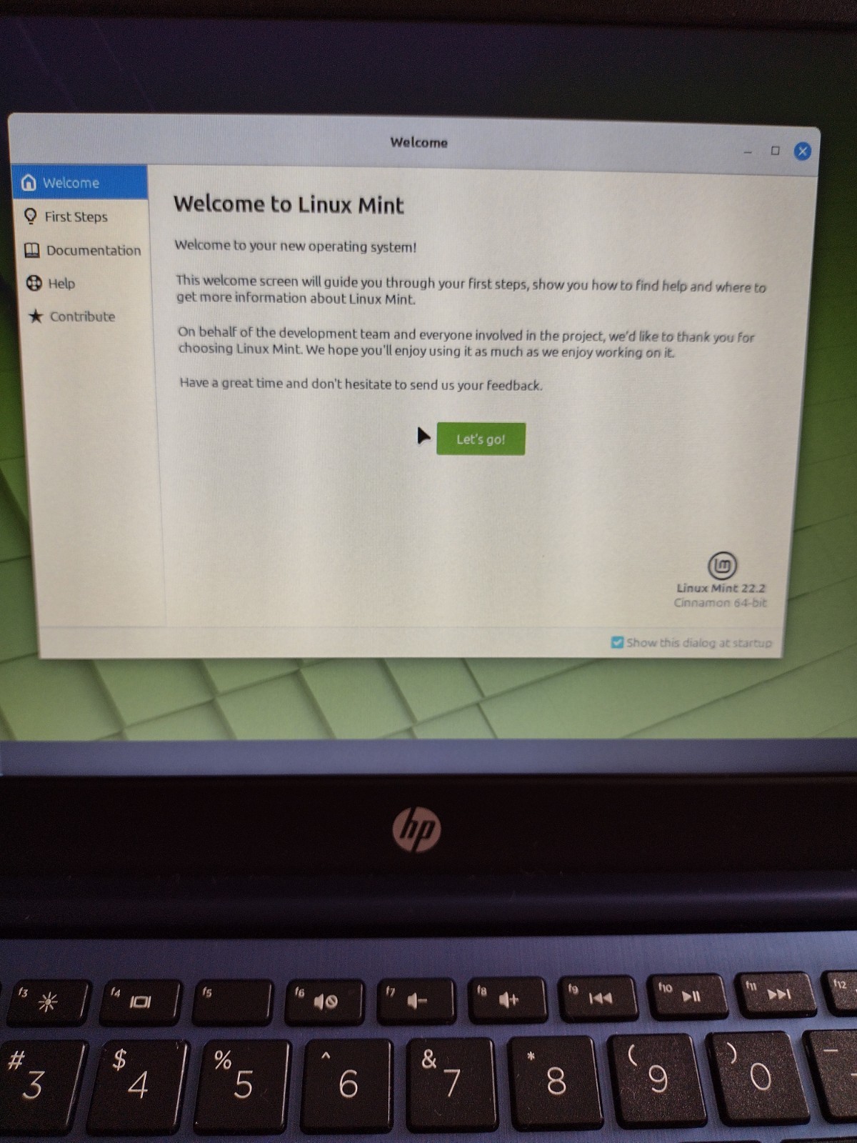 HP 11-ak1010nr Stream Laptop 11.6″ 32GB x5-E8000 1.1GHz 4GB DARK BLUE LINUX MINT