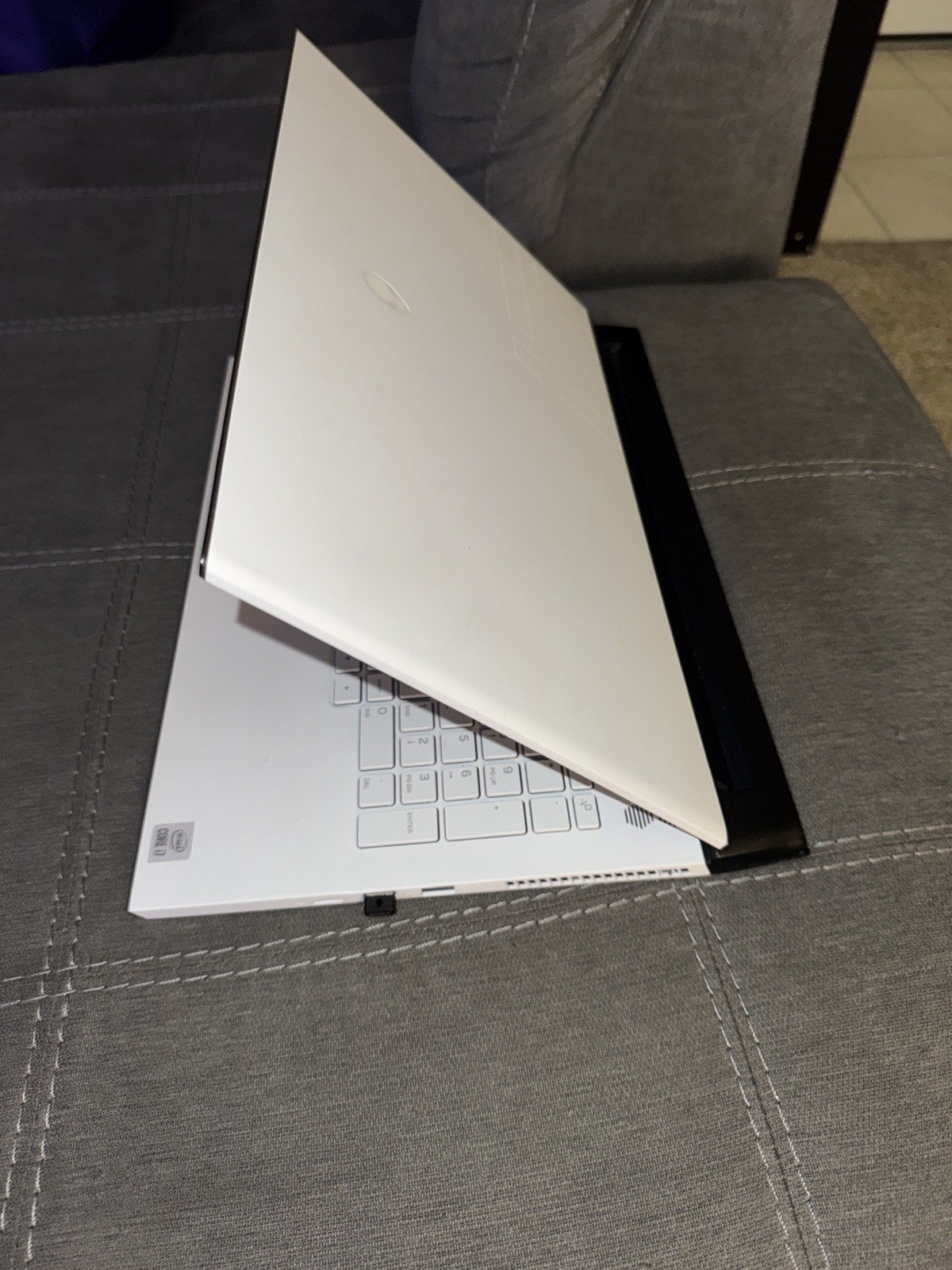 2021 17.3″ Alienware M17 R4, i7-109870H, 16GB, 1TB SSD, NVIDIA RTX 3070