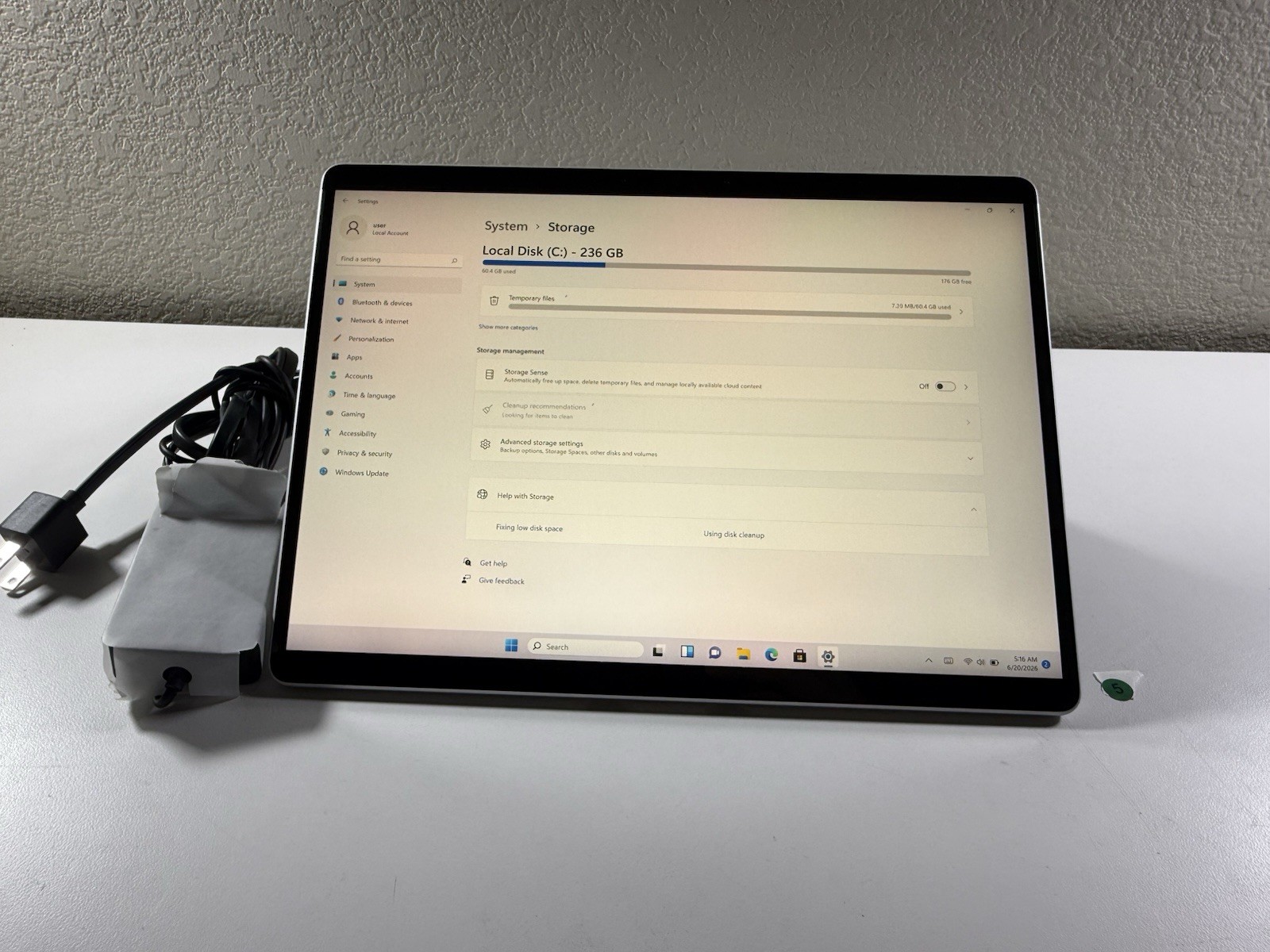 Microsoft Surface Pro 8 (1982) i5-1145G7 – 16GB RAM – 256GB 120Hz – Win 11 Pro