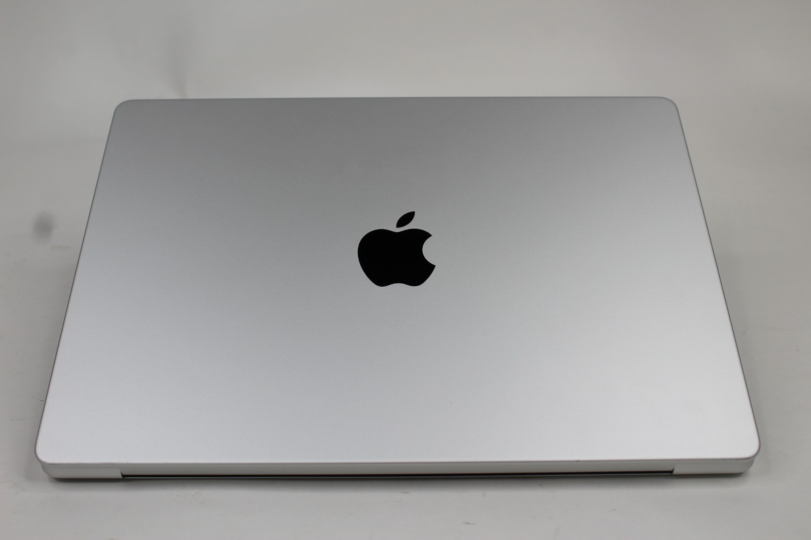 14″ 2021 Apple MacBook Pro A2442, M1 Pro, 1TB/16GB, macOS, Battery Issue