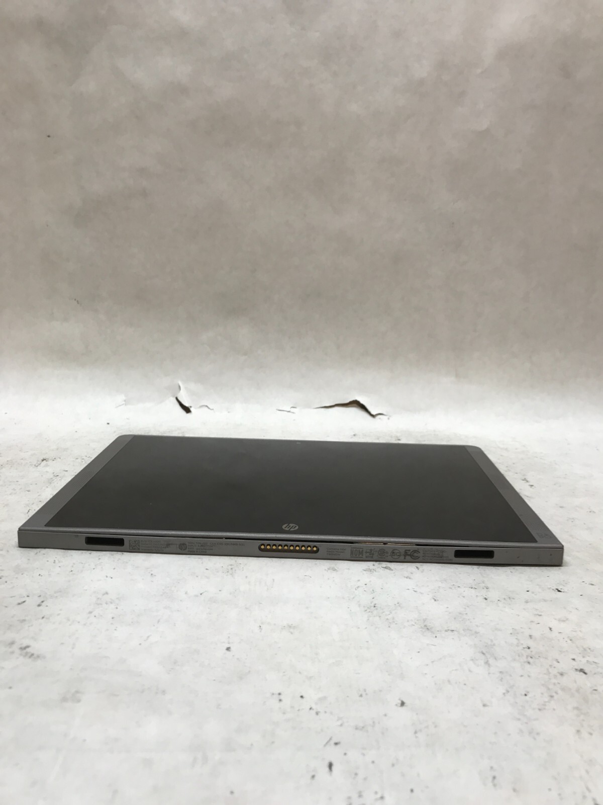 HP 10t-n100 10″ Laptop Intel Atom 1.44GHz 2GB RAM NO HDD/OS For Parts/Repair -DW