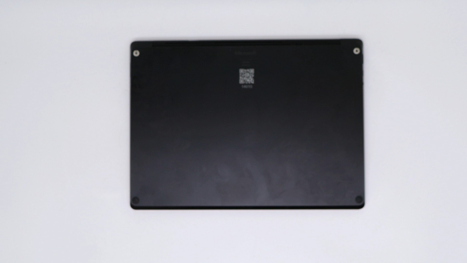 Microsoft Surface Laptop 3 14″ i7-1065g7 16GB 512GB – Good
