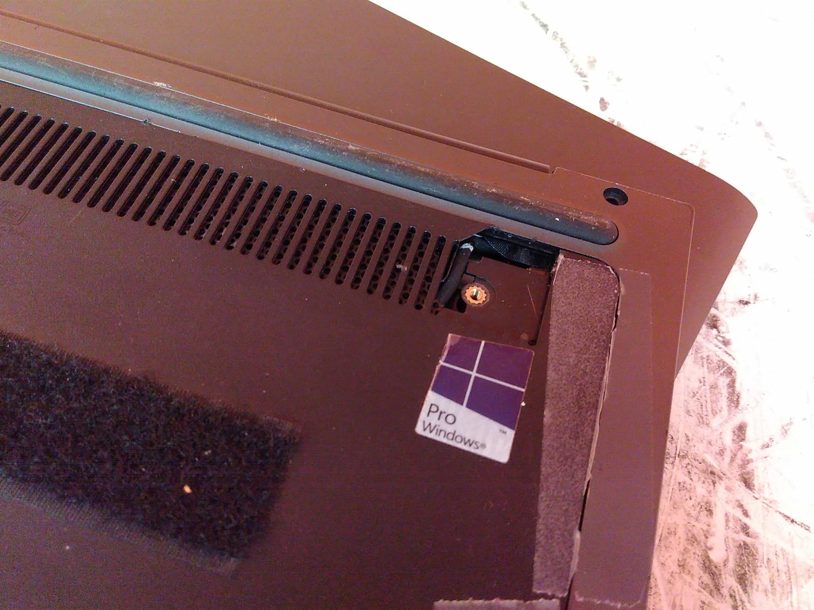Cracked Screen Lot of 2 Dell Latitude 3450 i5-5200U 2.2GHz 4GB 0HD No PSU AS-IS