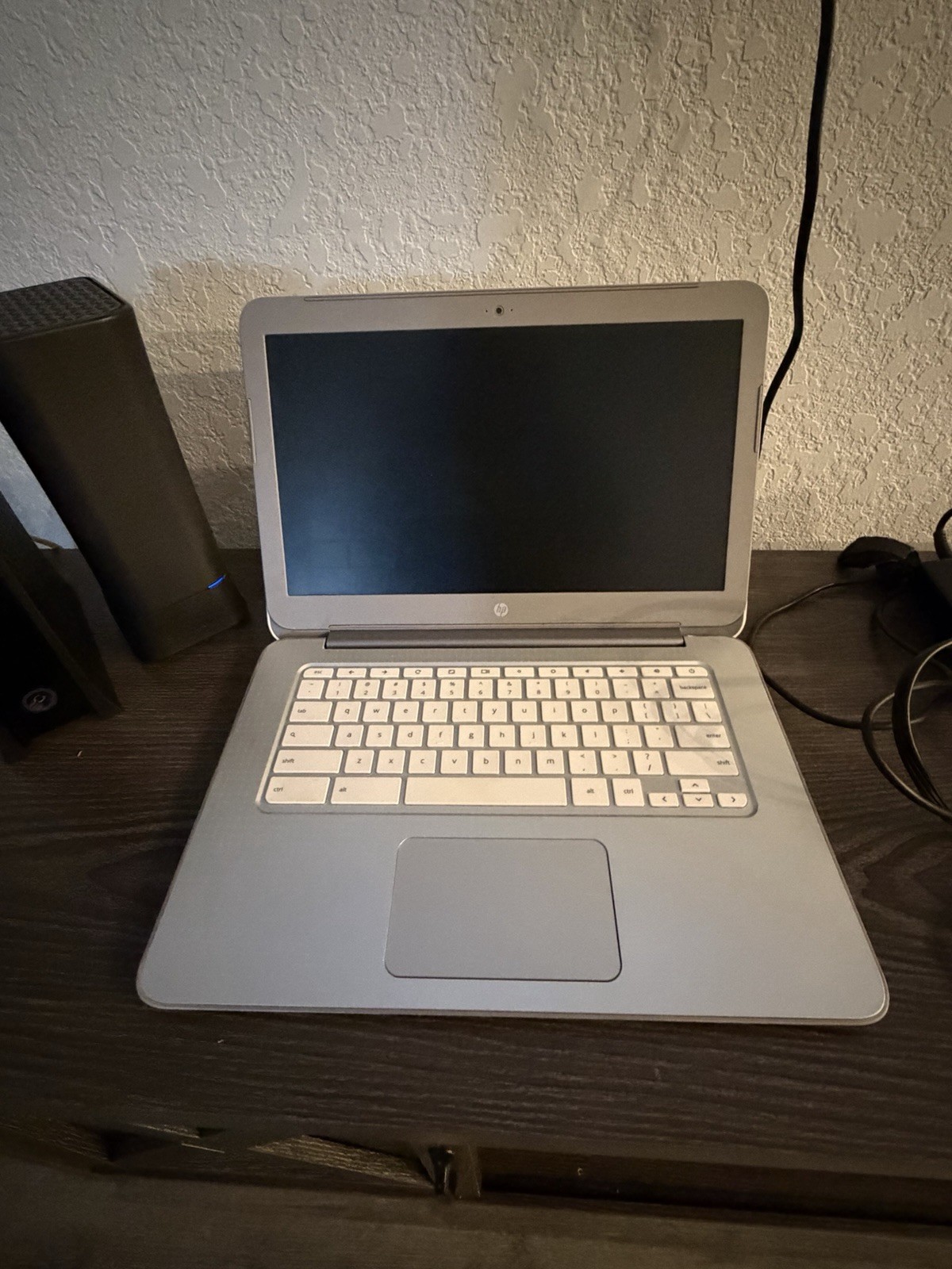 HP Chromebook Notebook Laptop 14″ Chrome OS Silver White Series Casual Computing