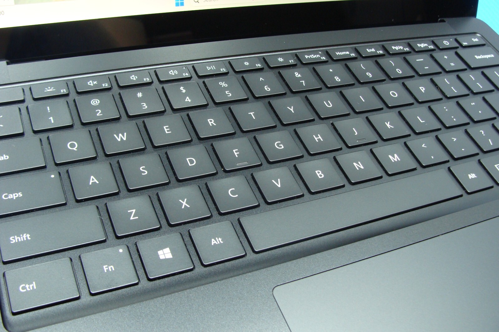 MS Surface Laptop 3 1867:1868 13.5″ TOUCH i7-1065G7 1.3Gh 16GB 256GB +Charger