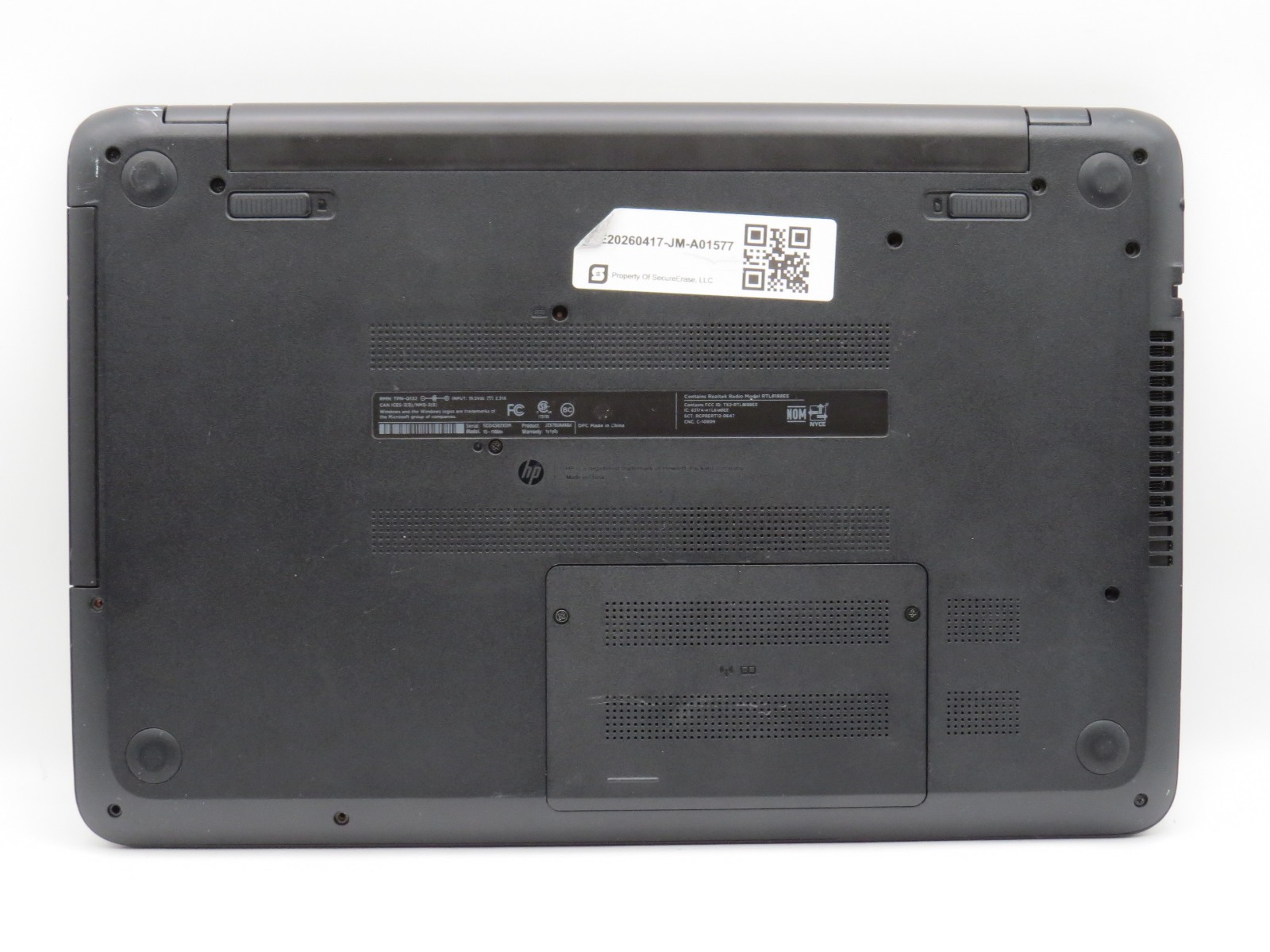 HP 15-f100dx | AMD A8-6410 @ 2GHz | 6GB DDR3 | 256GB SSD | 15″ | No OS