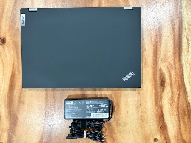 Lenovo ThinkPad P15 Gen 1 15.6″FHD i5-10400H 16GB 512GB SSD Window 11 Pro NVIDIA