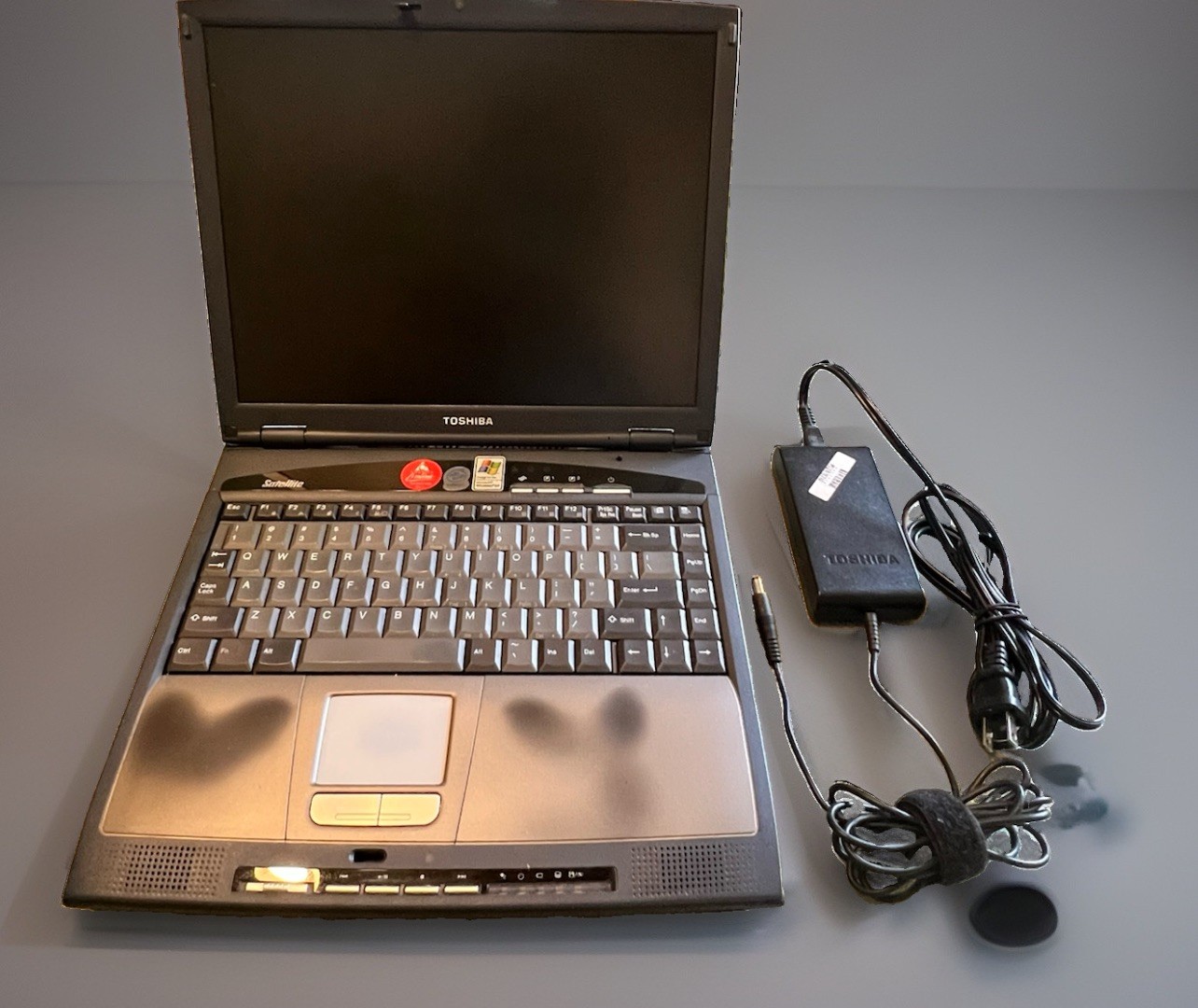Toshiba Satellite 1805 Windows XP Laptop Tested DVD AC Adapter 496MB RAM