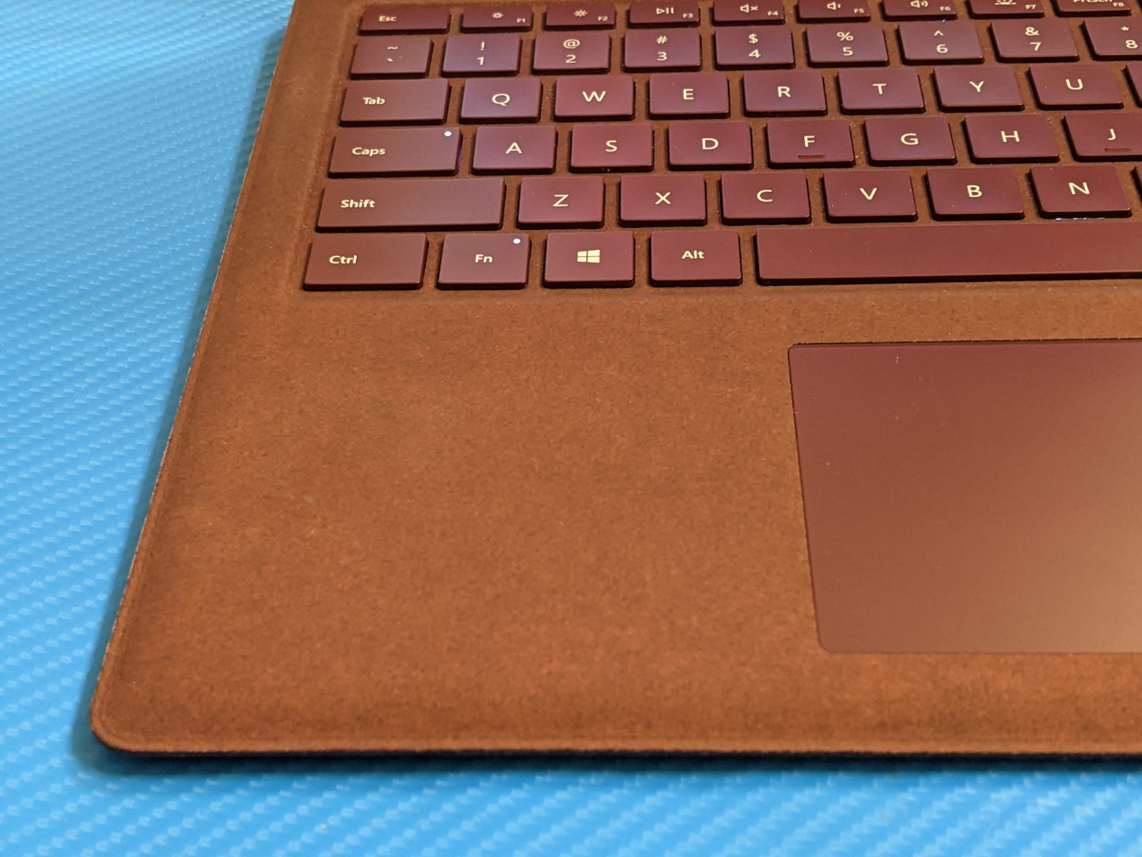 MS Surface Laptop 2 1769 13.5″ 2256×1504 TOUCH i7-8th 1.9GHz 16GB 512GB SSD W11P