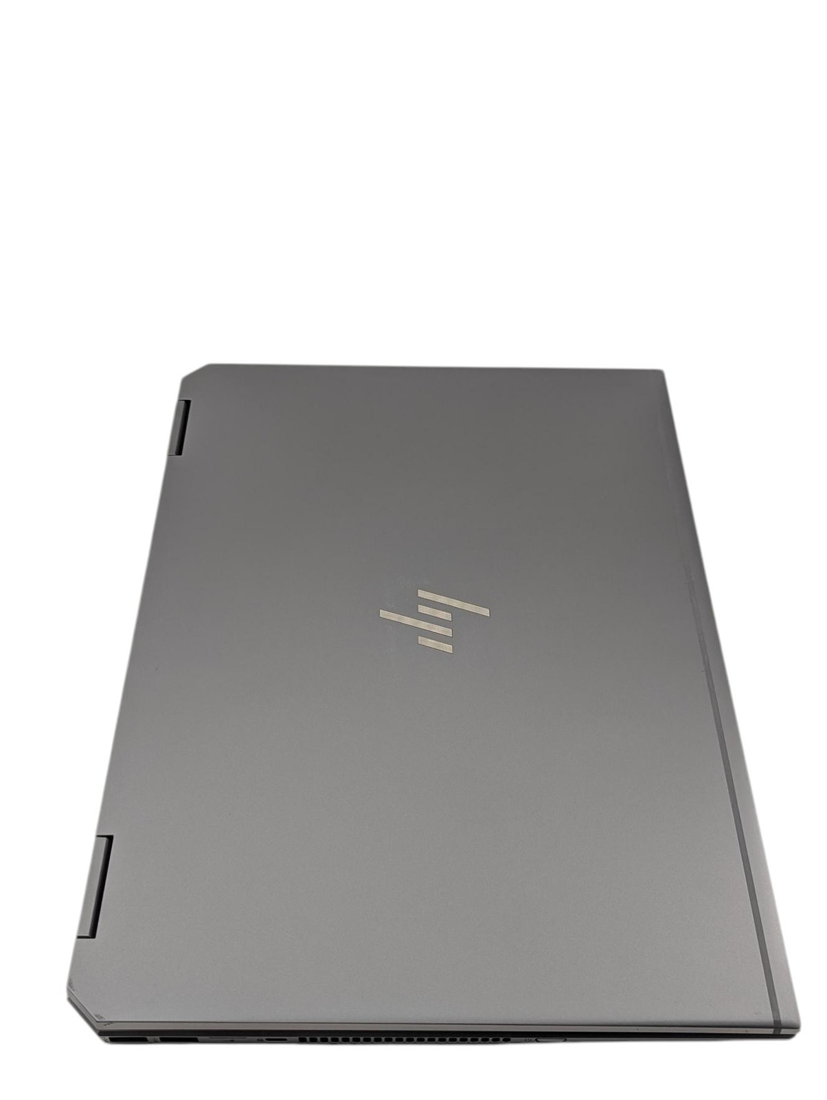 HP Zbook studio G5 15.6″ E-2176M 2.70GHz 32GB Ram 1TB SSD -Grade D