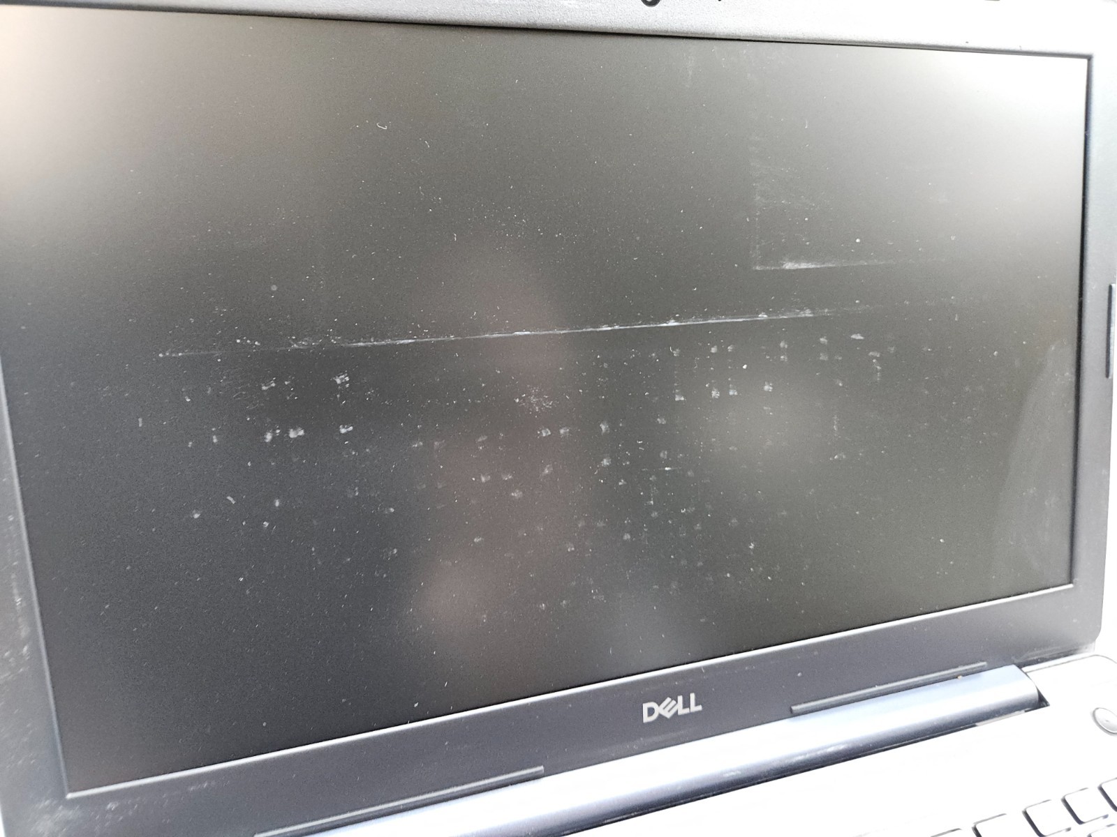 Dell Inspiron 5575 AMD Ryzen 5 2500U 3.6GHz 4GB 1TB HDD WIN 10