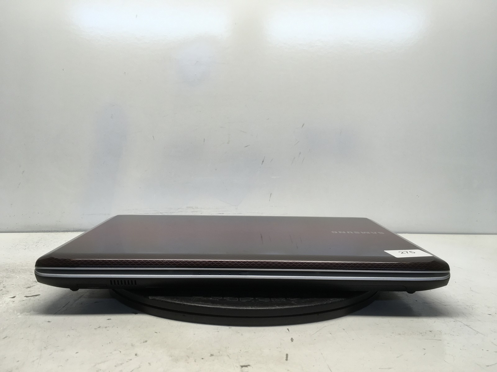 Samsung NP-R530-JA04US Intel Pentium Dual-Core T4400 2.2GHz 4 GB NO HDD No Batt
