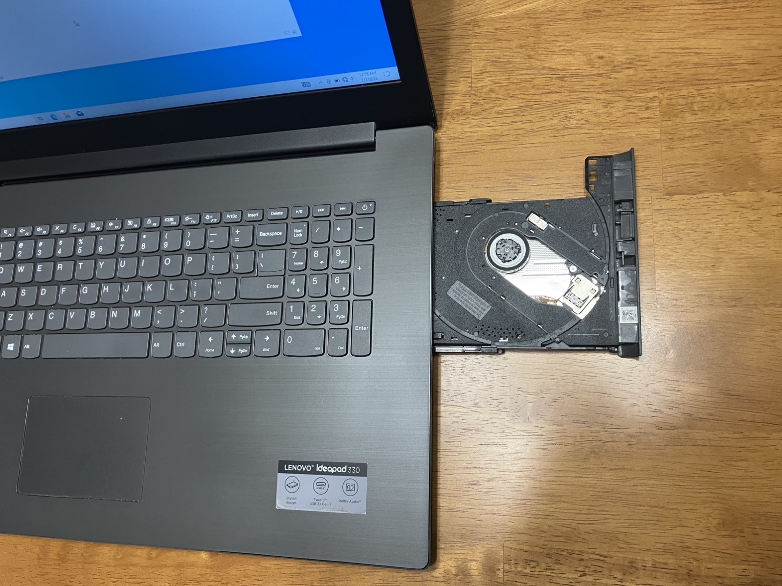 Lenovo IdeaPad 330 17.3″ Laptop – i5-8250U 1.60GHz 8GB RAM 240GB SSD & DVD-RW