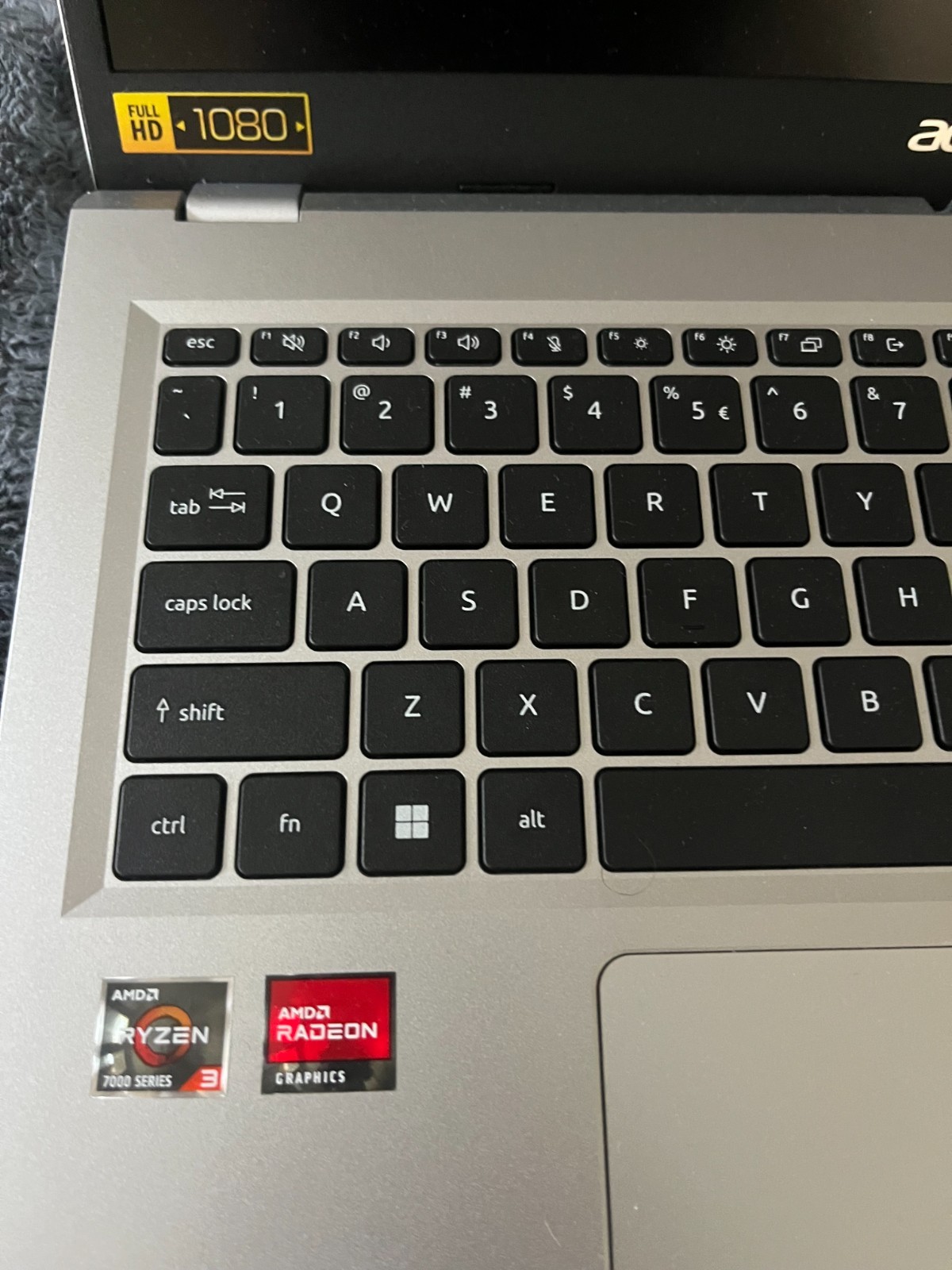 Acer Aspire 3 – 15.6″ Full HD | Ryzen 3 7320U | 8GB RAM | 256GB SSD |