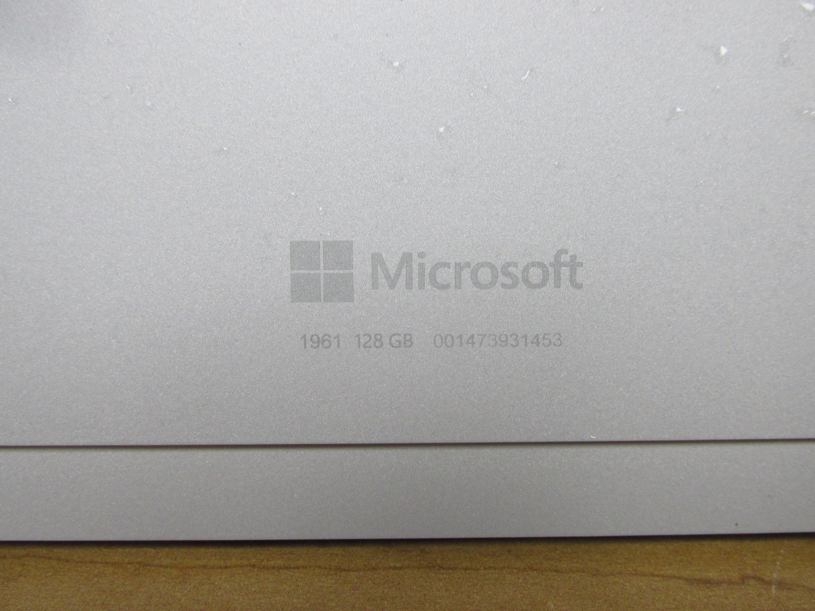 Microsoft Surface Pro 7 Plus 1961 12.3” i5-1135G7 8GB RAM 256GB SSD Win 10 Pro