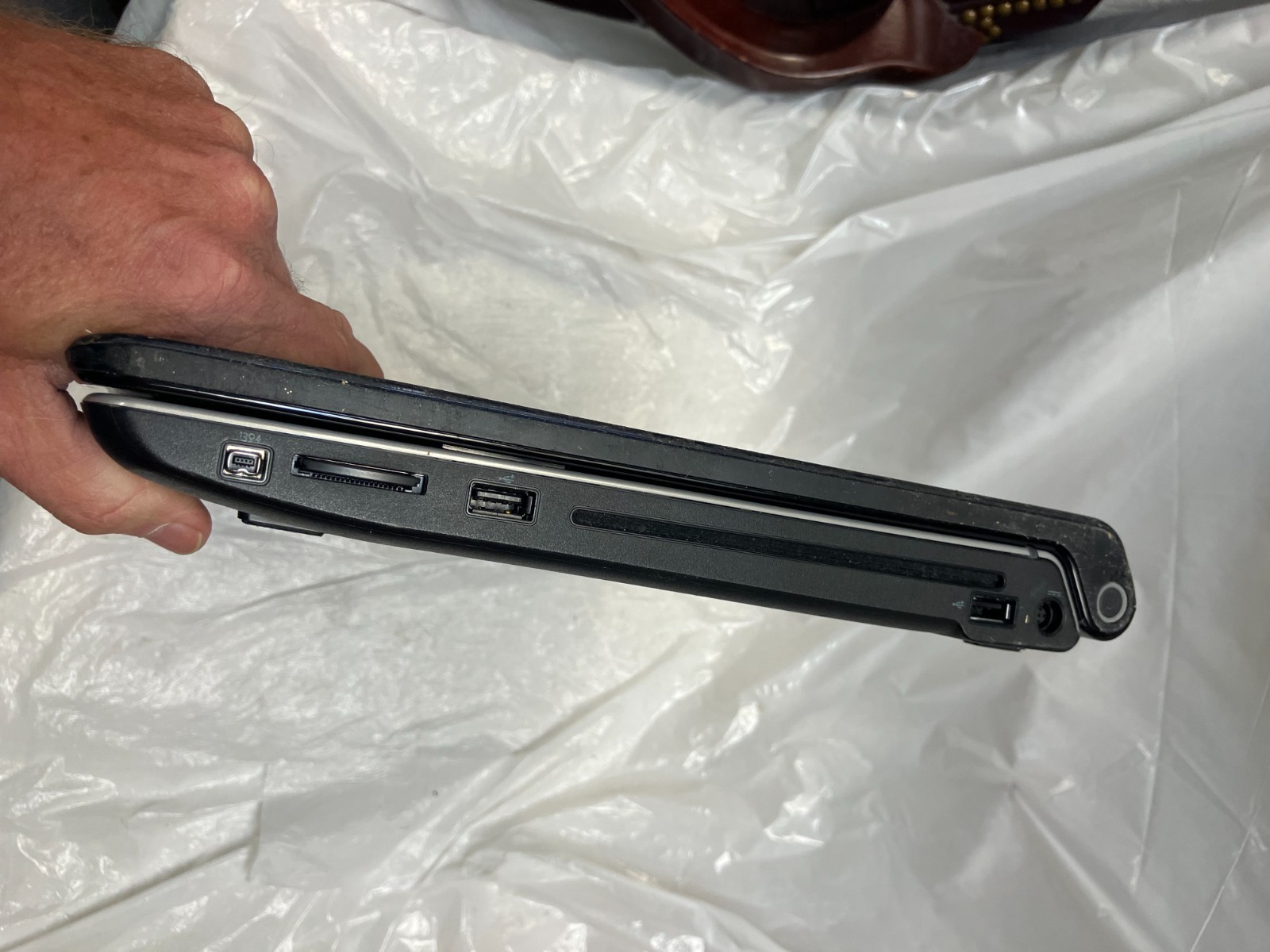 Dell Studio 1745/Core2Duo T6600 2.20ghz/4gb/500gb/Windows 10 17″ FOR PARTS